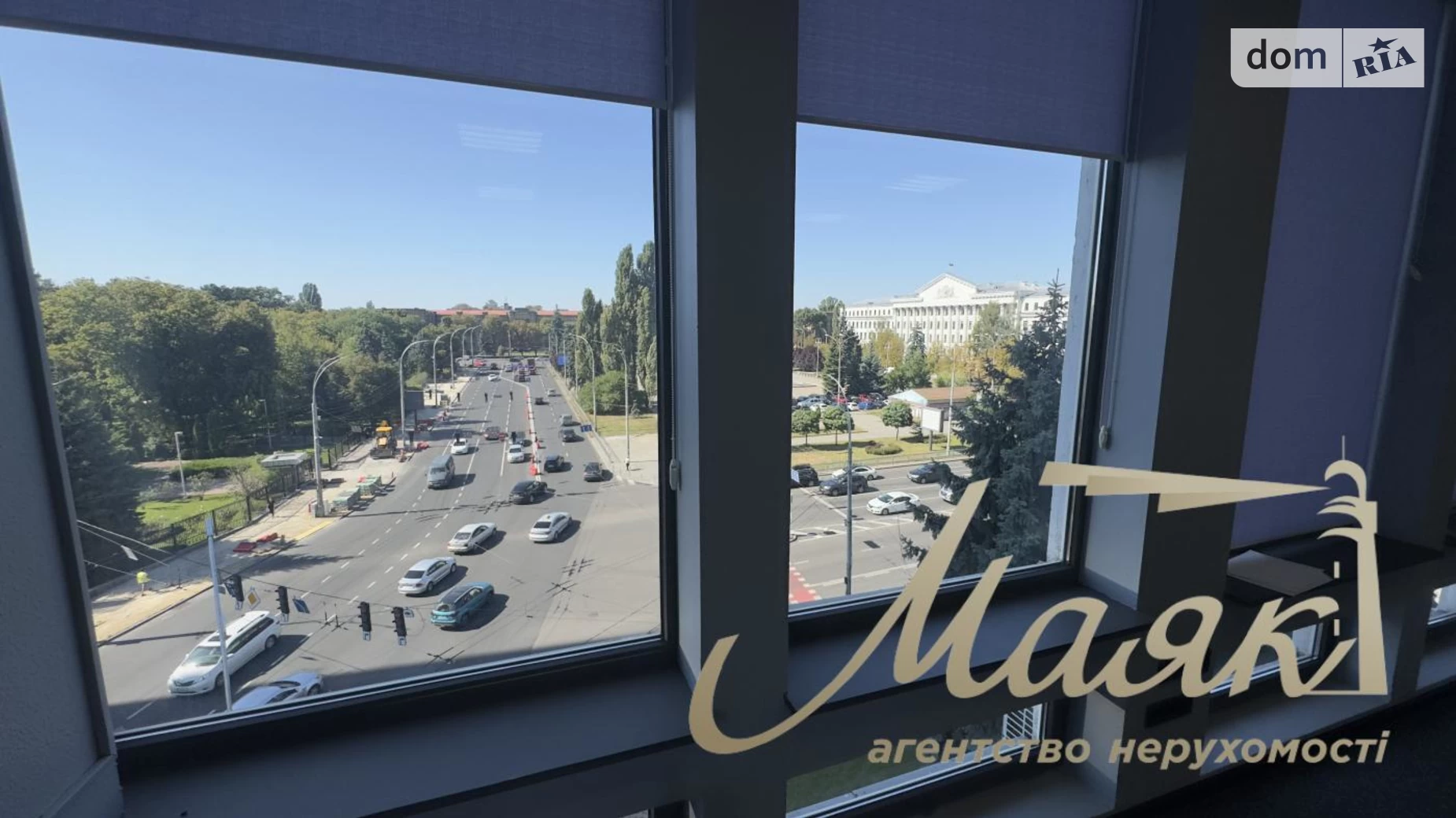 Сдается в аренду офис 146 кв. м в бизнес-центре, цена: 1480 $ - фото 3
