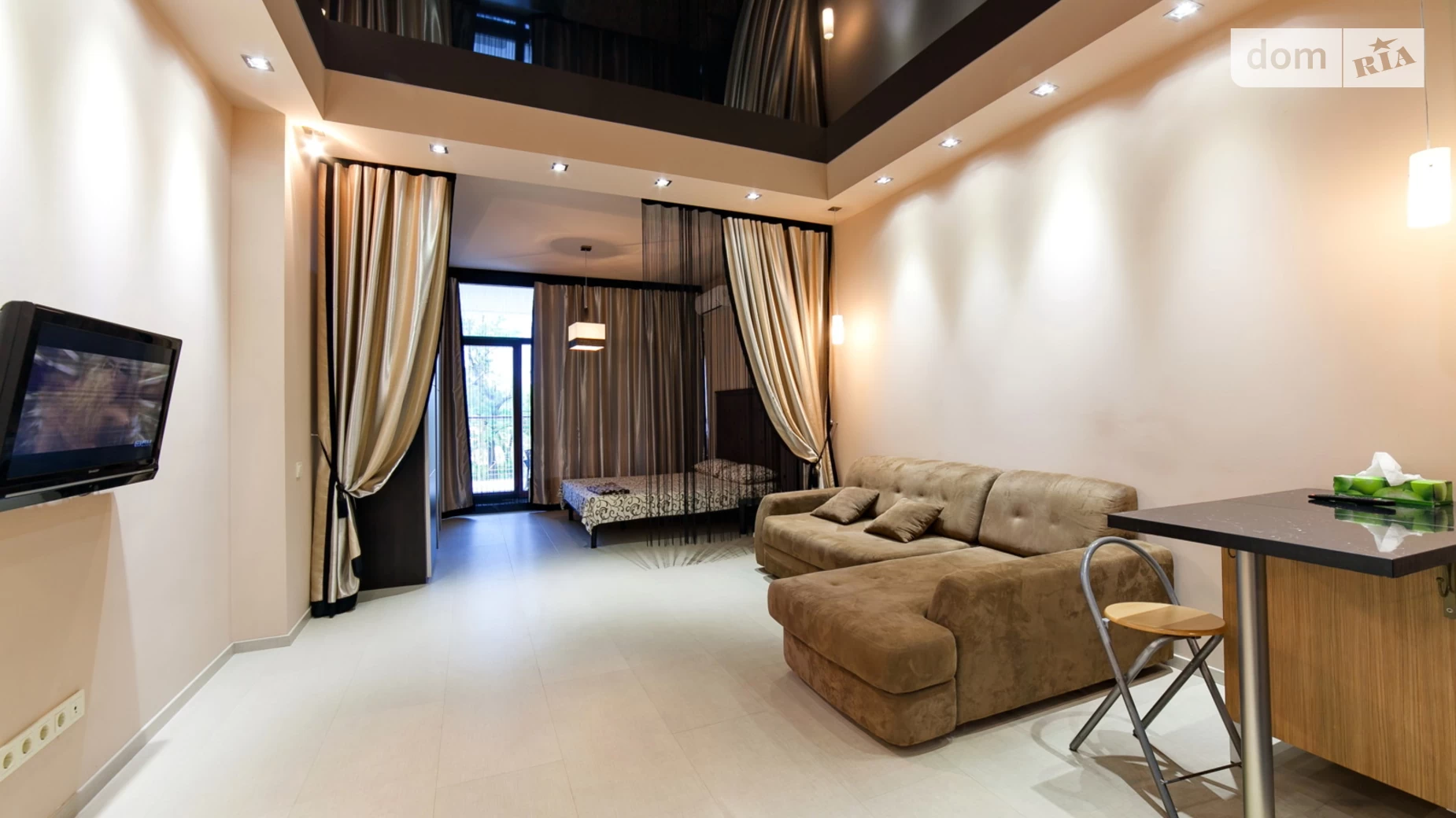 Сдается в аренду 1-комнатная квартира 50 кв. м в Одессе, плато Аркадийское(Гагаринское), 5/3 - фото 2