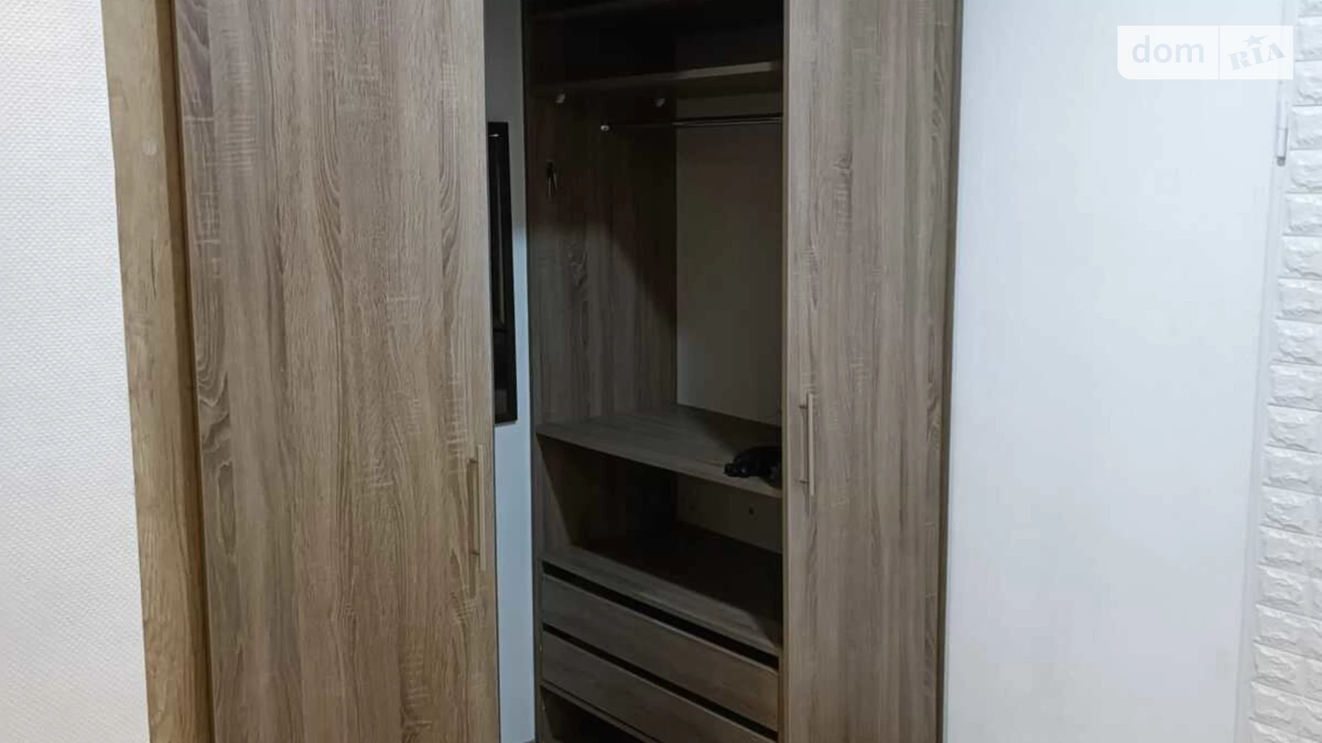 Продается 1-комнатная квартира 39.8 кв. м в Киеве, ул. Наталии Ужвий, 12 - фото 4