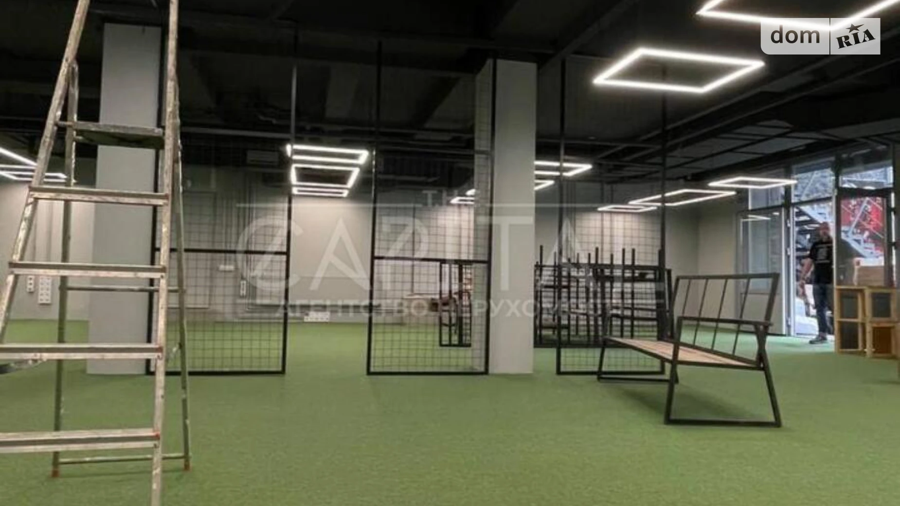 Сдается в аренду офис 290 кв. м в бизнес-центре, цена: 5500 $ - фото 2