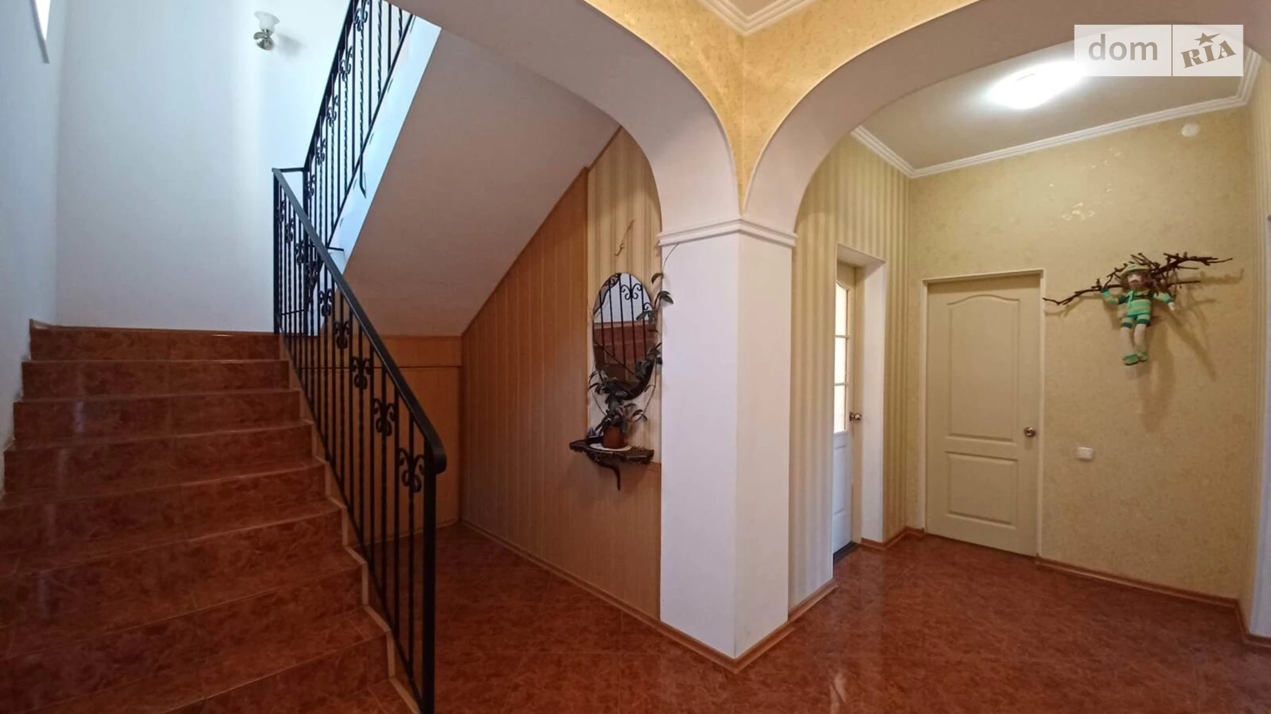 Продается дом на 2 этажа 252.8 кв. м с участком, цена: 115000 $ - фото 5