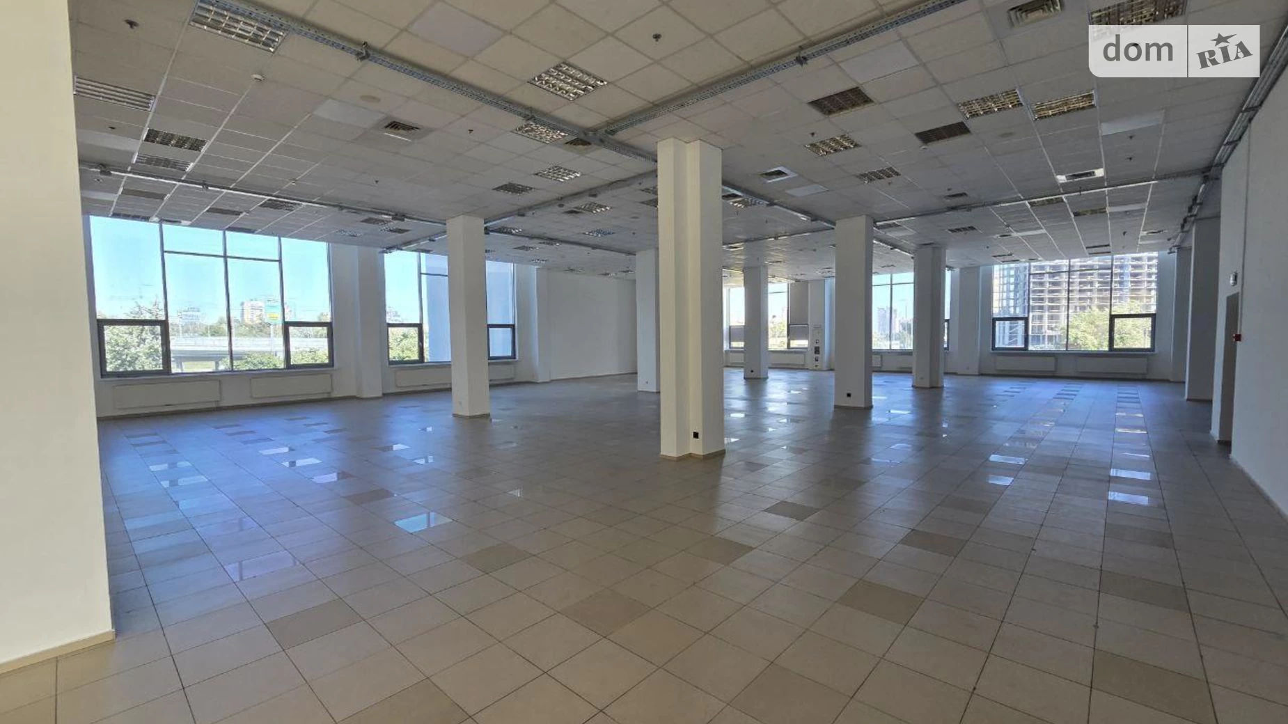 Сдается в аренду офис 900 кв. м в бизнес-центре, цена: 452000 грн - фото 3