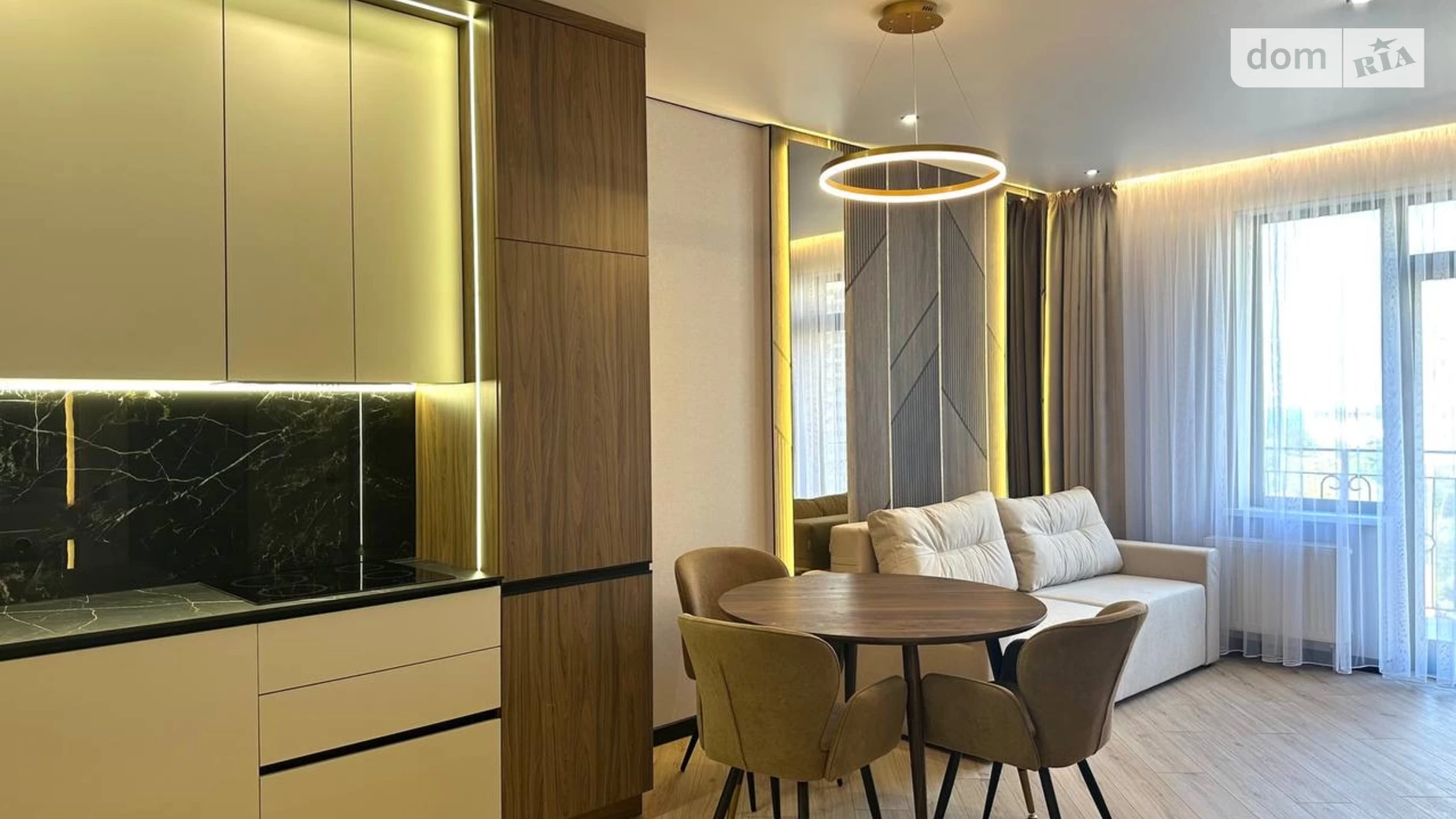 Продается 1-комнатная квартира 44 кв. м в Одессе, ул. Генуэзская, 1/1 - фото 3