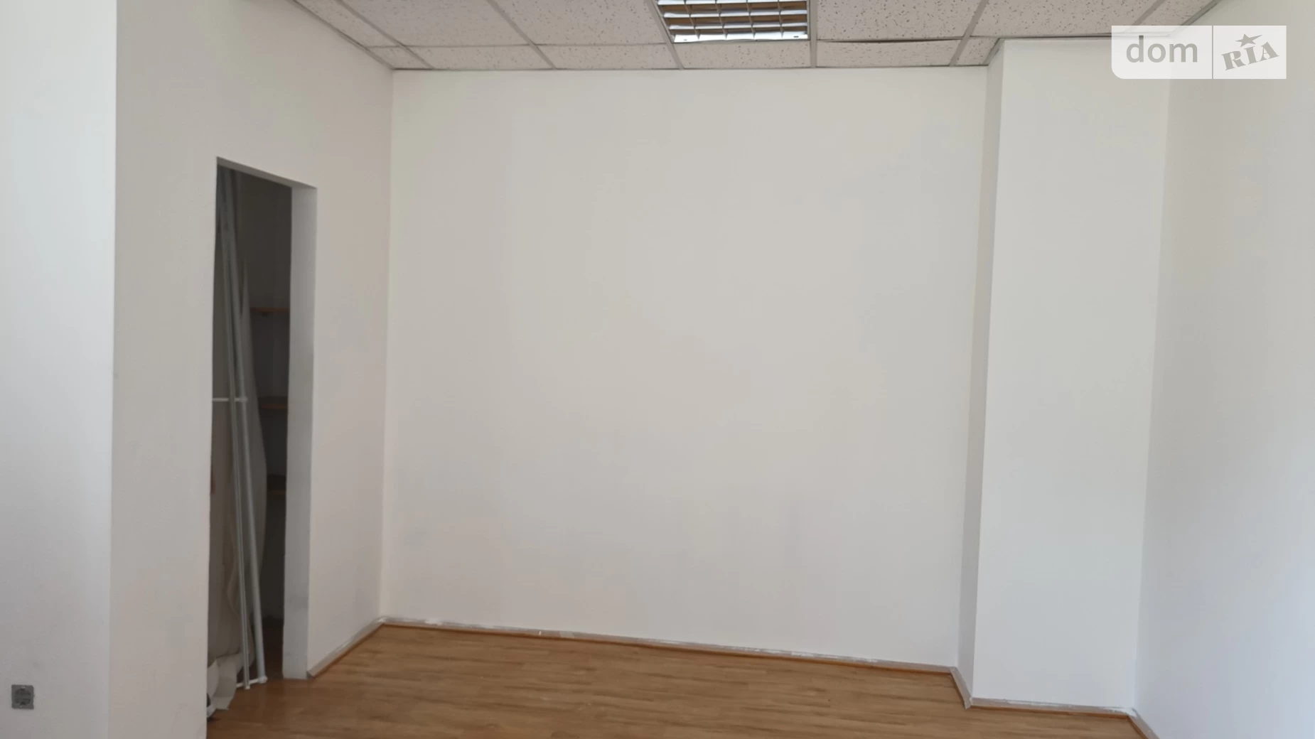 Здається в оренду офіс 25 кв. м в бізнес-центрі, цена: 6000 грн - фото 2