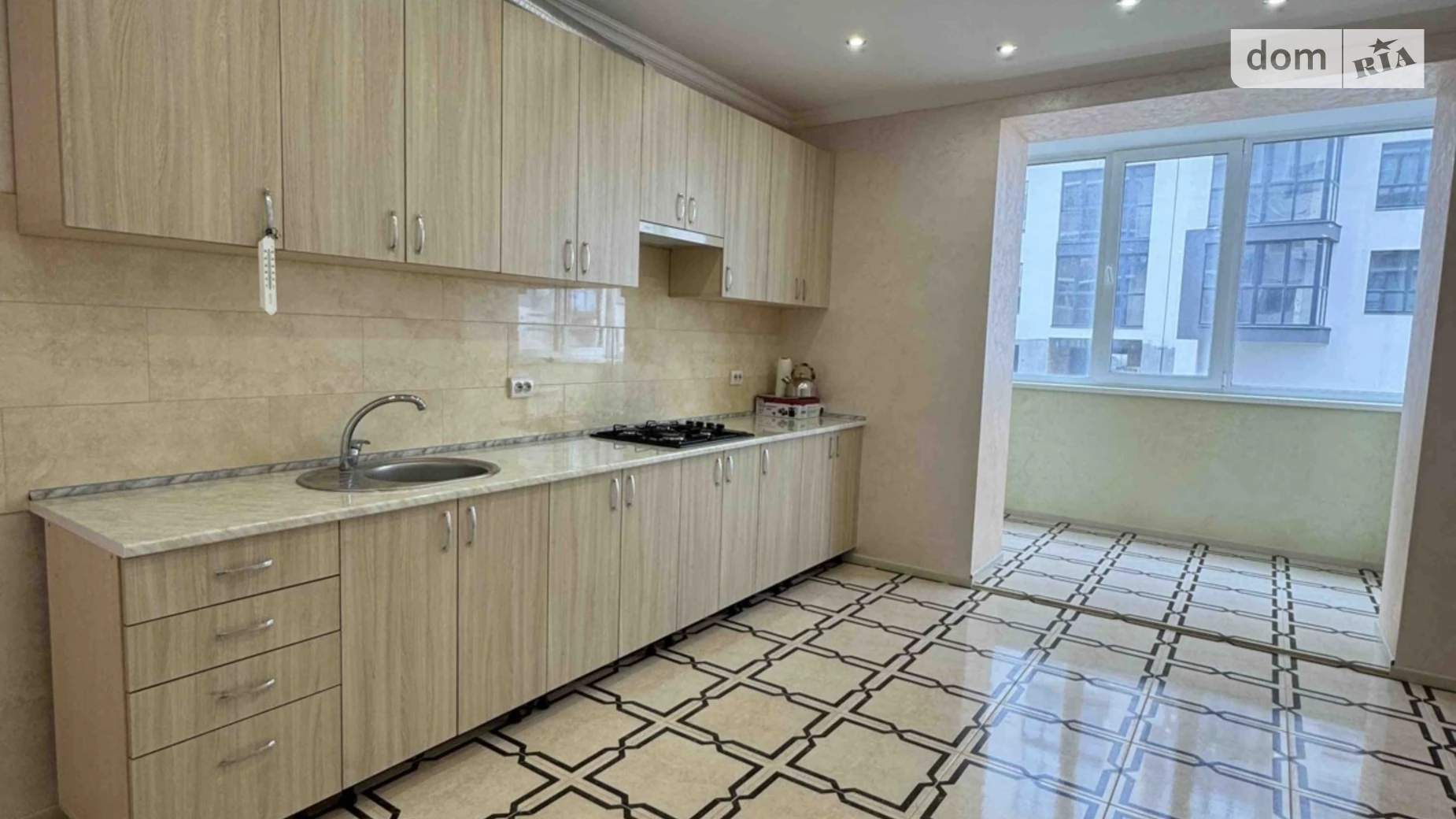 Продается 1-комнатная квартира 50 кв. м в Хмельницком, ул. Панаса Мирного, 11 - фото 2