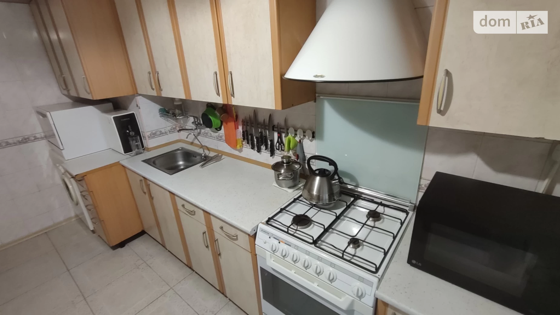 Продається 3-кімнатна квартира 65 кв. м у Одесі, просп. Небесної Сотні - фото 2