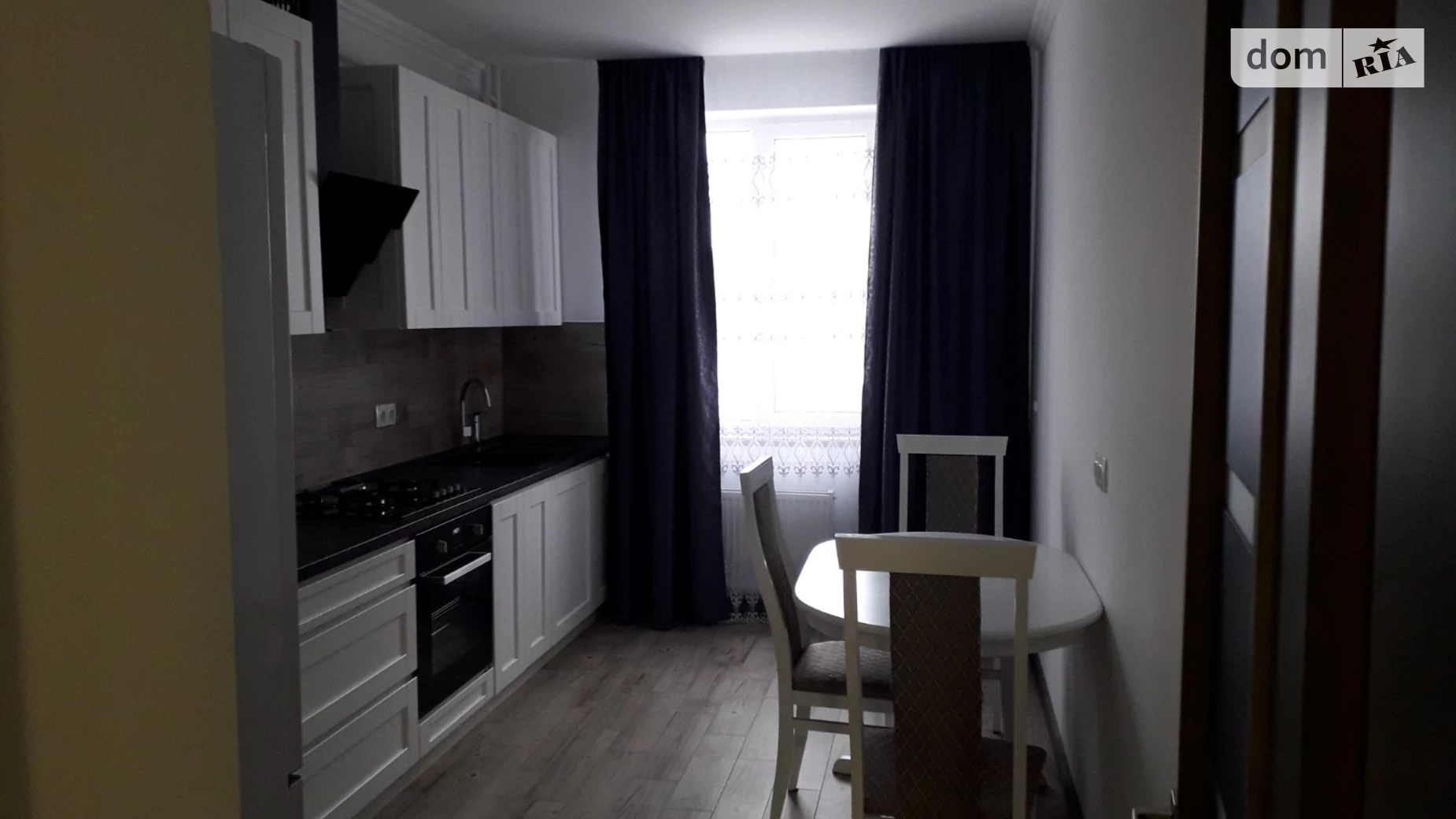 Продається 1-кімнатна квартира 53.8 кв. м у Львові, вул. Хлібна, 4А - фото 2