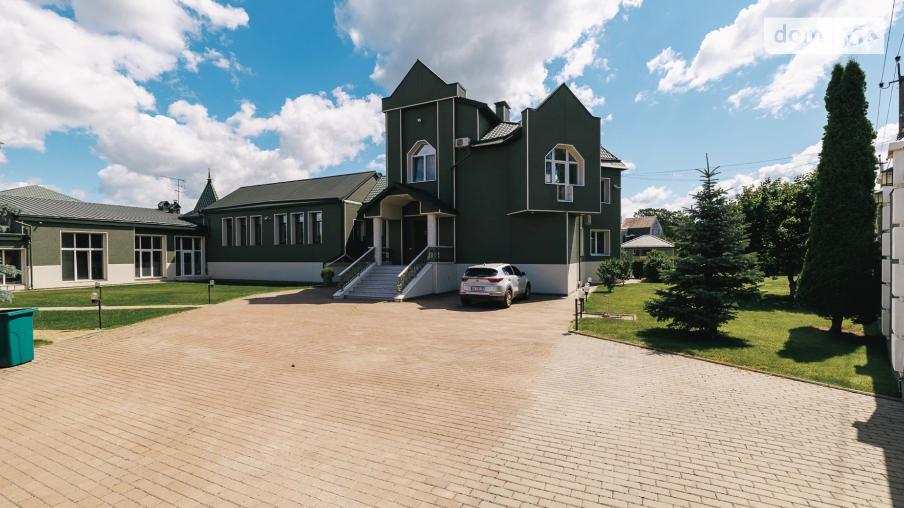 Продается дом на 2 этажа 562 кв. м с баней/сауной, цена: 450000 $ - фото 2