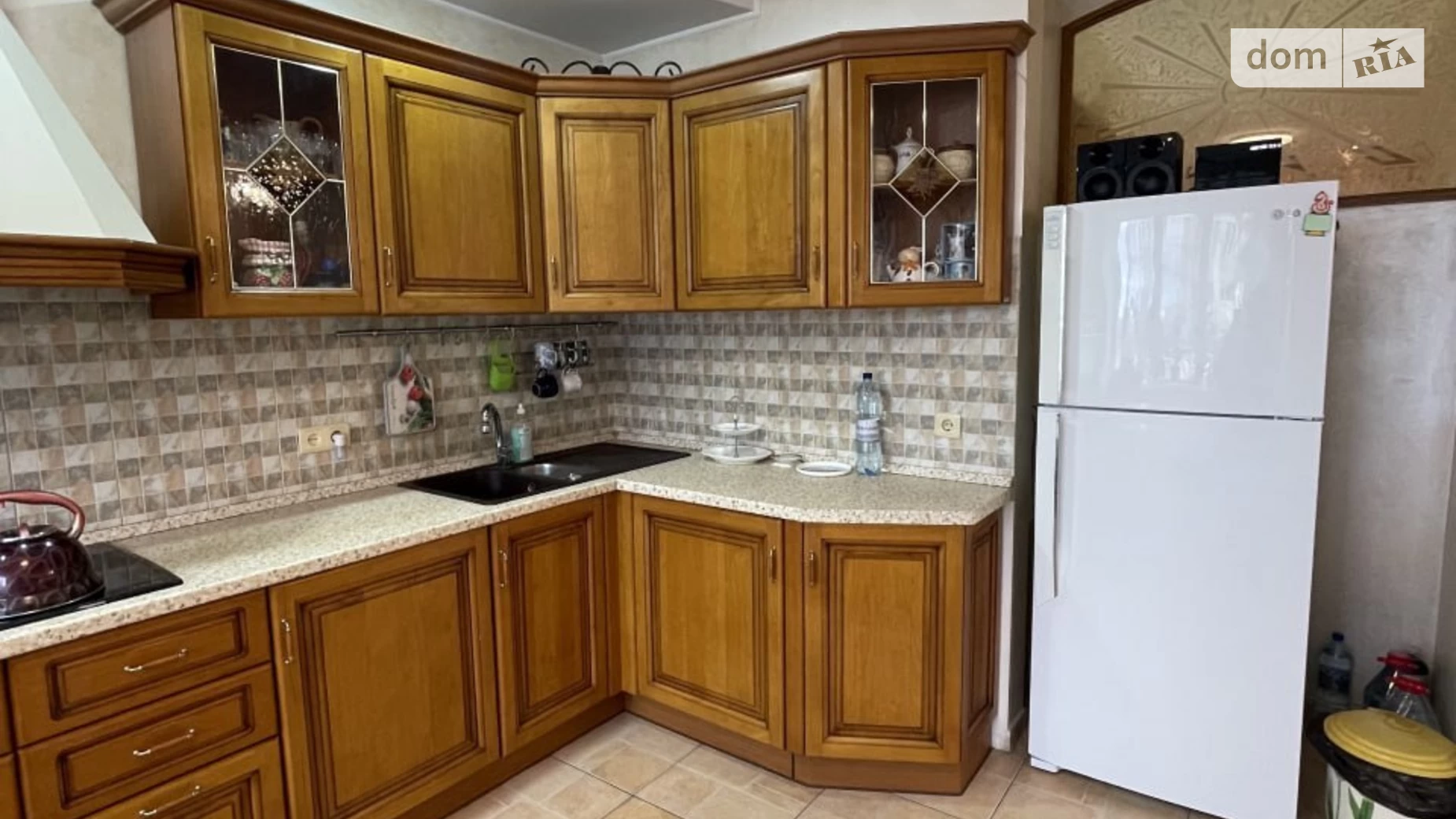 Сдается в аренду 3-комнатная квартира в Одессе, ул. Тенистая, 15 - фото 3