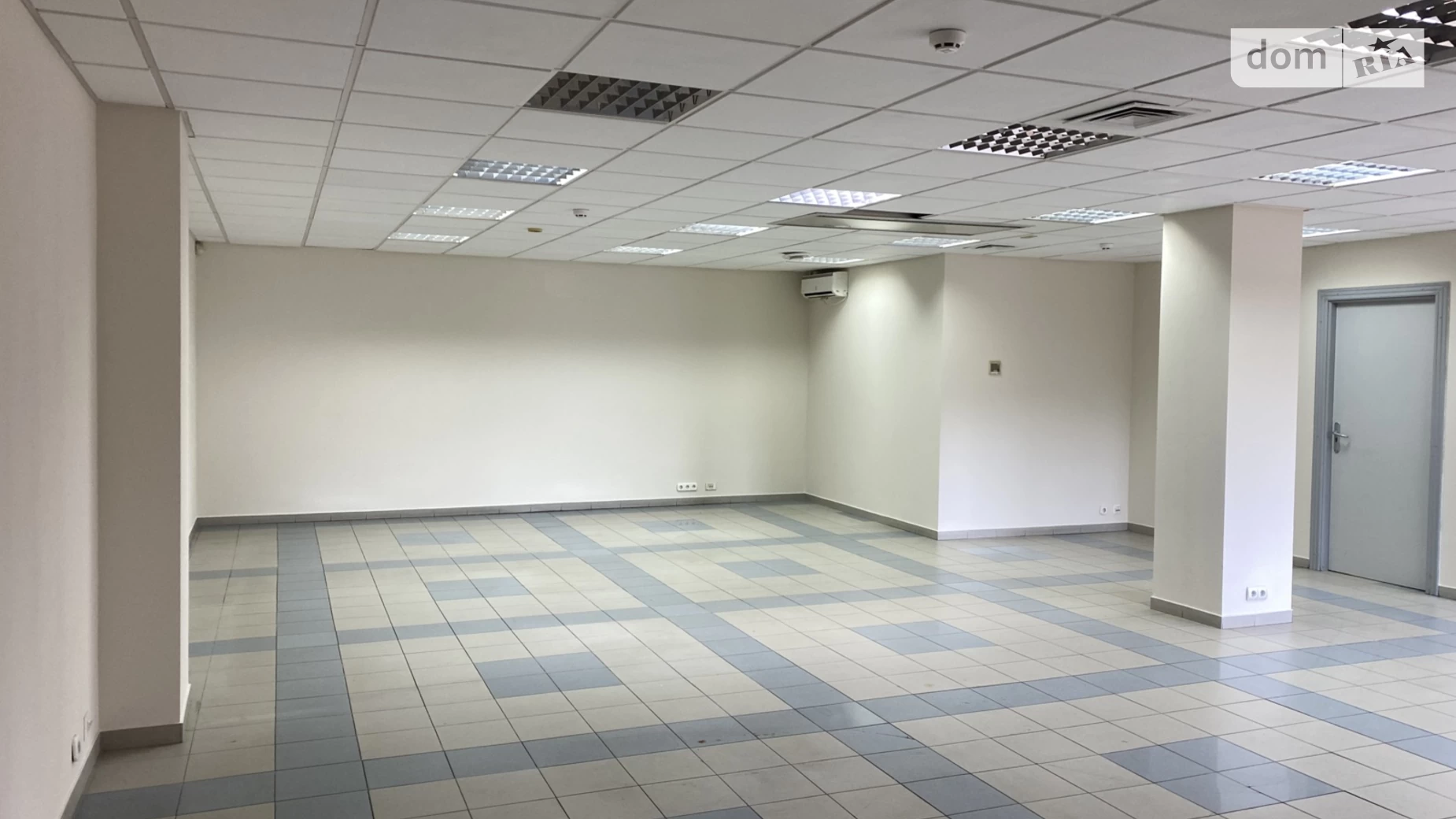 Сдается в аренду офис 142.9 кв. м в бизнес-центре, цена: 42870 грн - фото 2