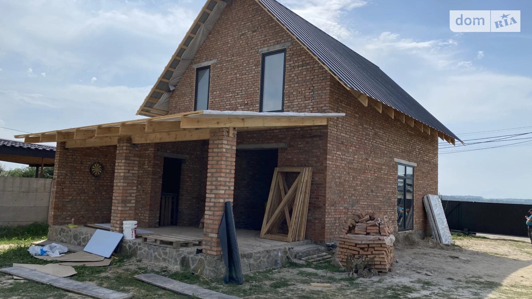 Продается дом на 2 этажа 130 кв. м с садом, цена: 120000 $ - фото 4