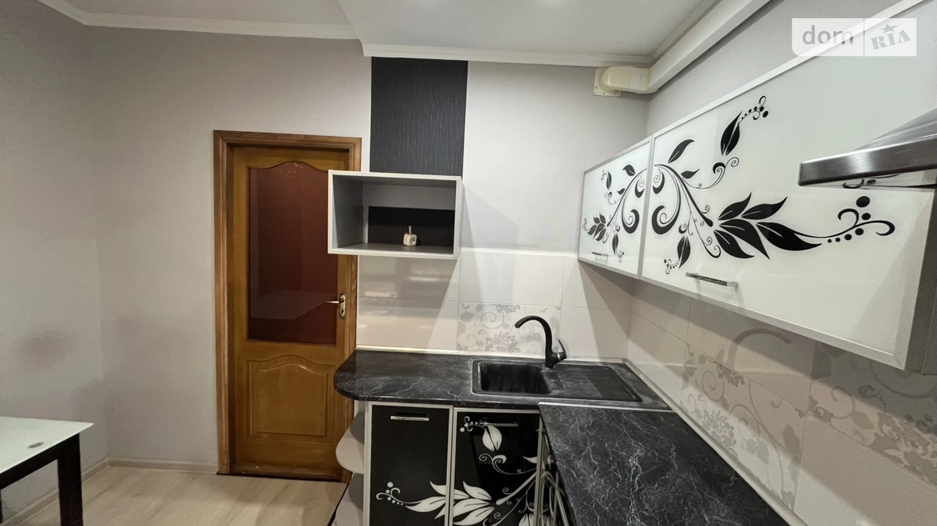Продается 1-комнатная квартира 40 кв. м в Хмельницком, ул. Панаса Мирного - фото 4