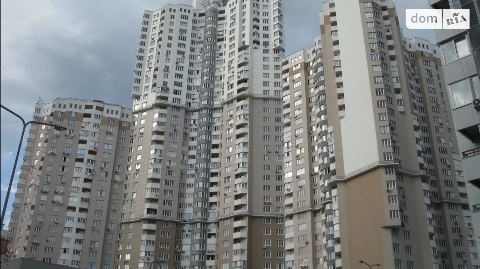 Продается 2-комнатная квартира 86.7 кв. м в Киеве, ул. Срибнокильская, 1 - фото 4