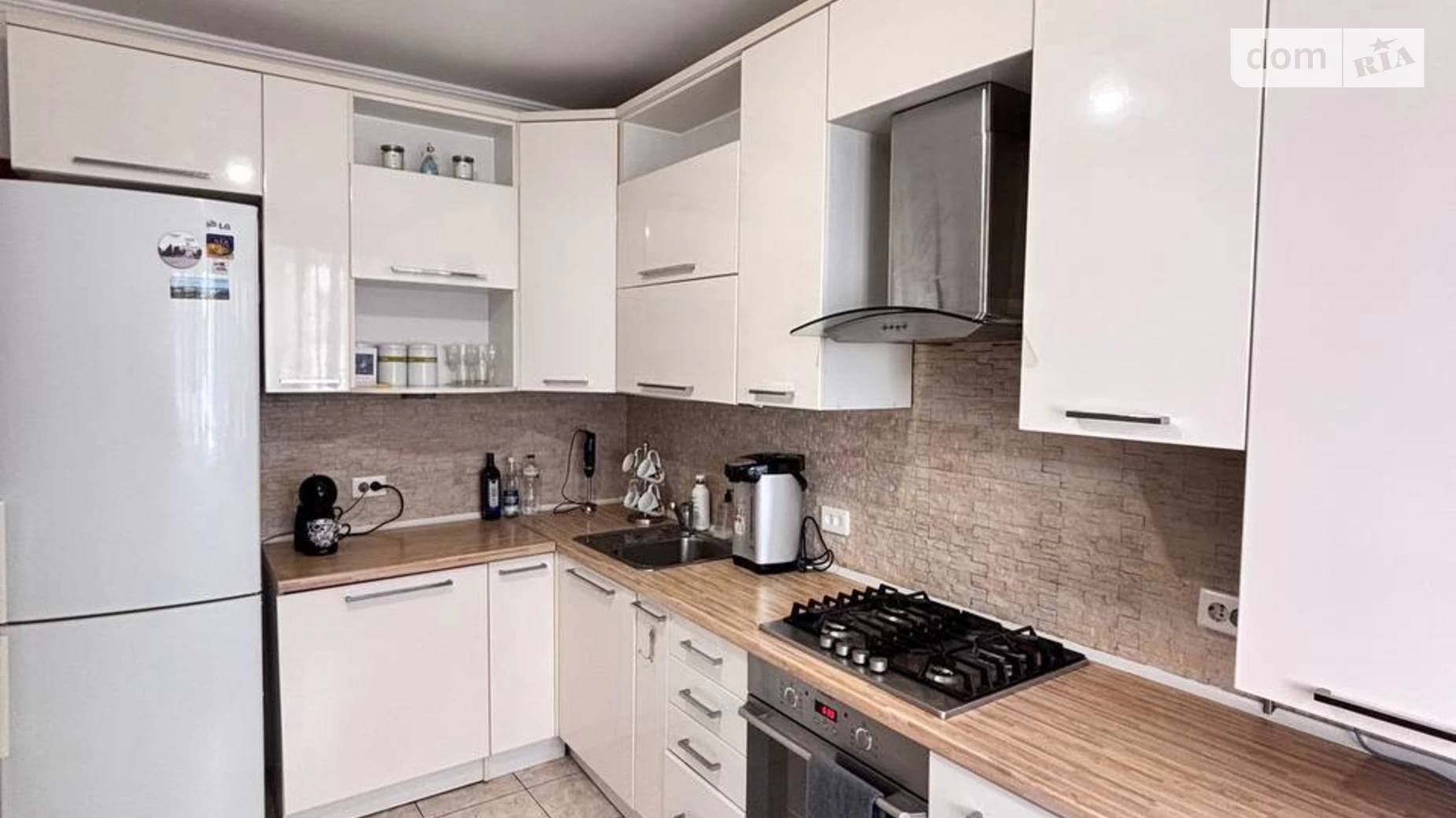 Продається 3-кімнатна квартира 97.8 кв. м у Івано-Франківську, вул. Залізнична - фото 2