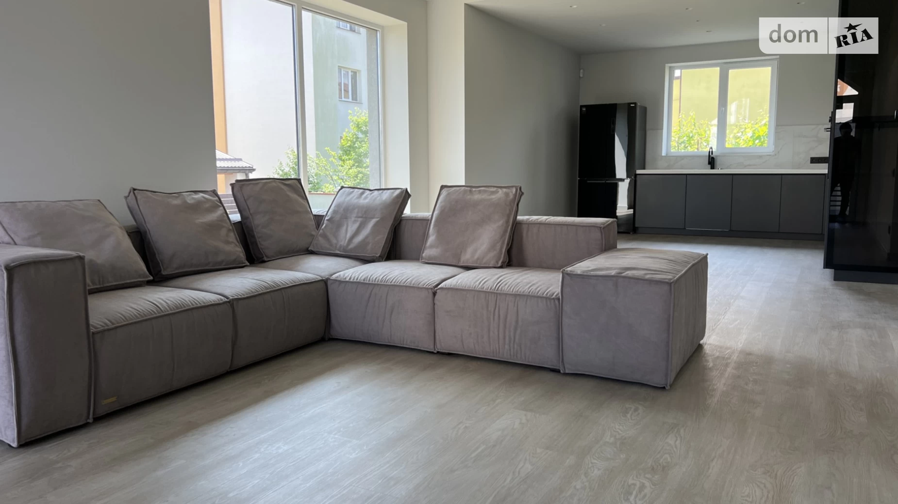 Продается дом на 2 этажа 165.5 кв. м с садом, цена: 289000 $ - фото 4