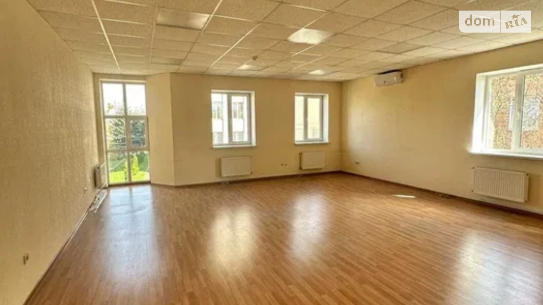 Сдается в аренду офис 52 кв. м в бизнес-центре, цена: 10400 грн - фото 2