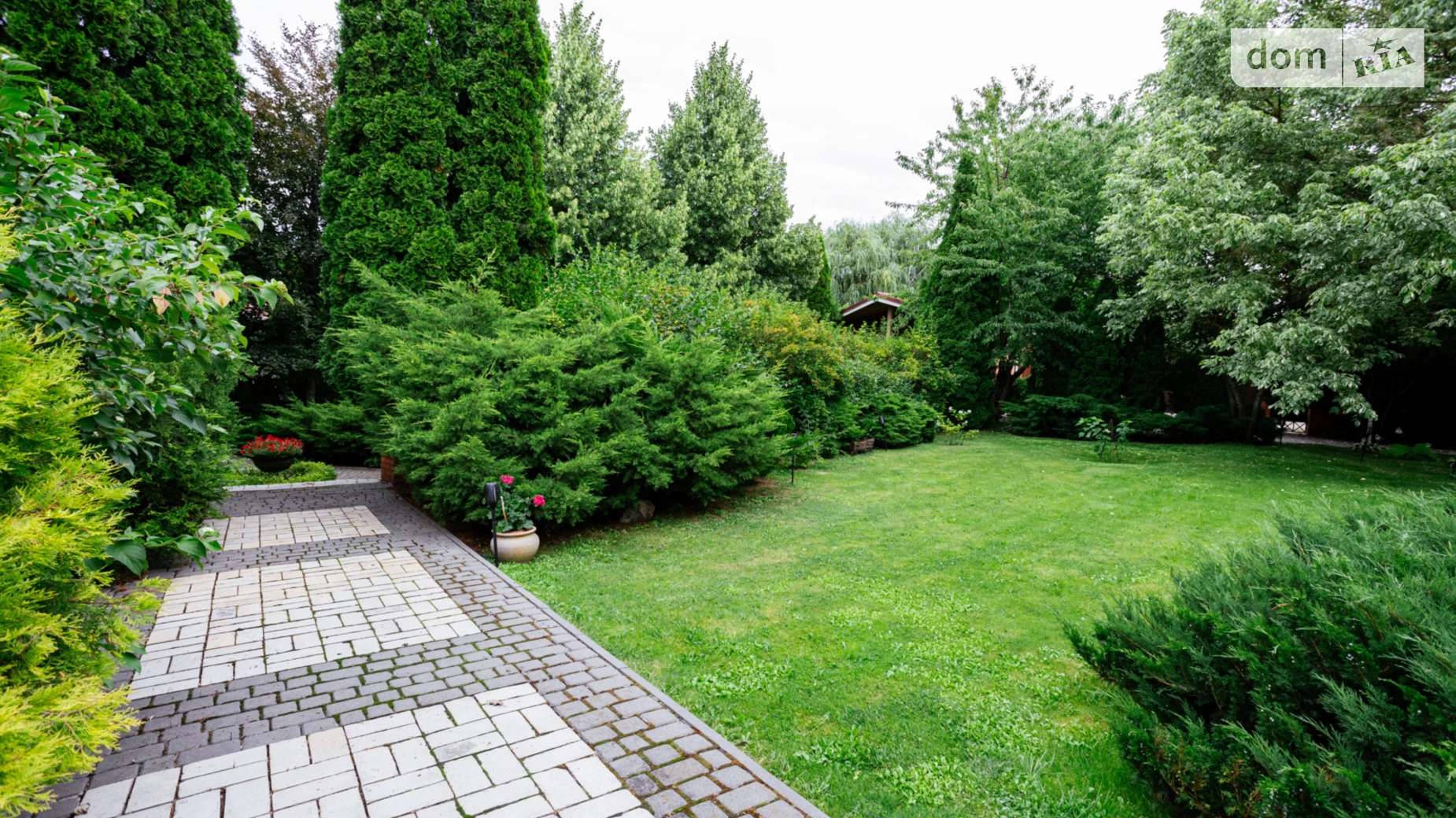 Продается дом на 2 этажа 300 кв. м с мансардой, цена: 720000 $ - фото 3