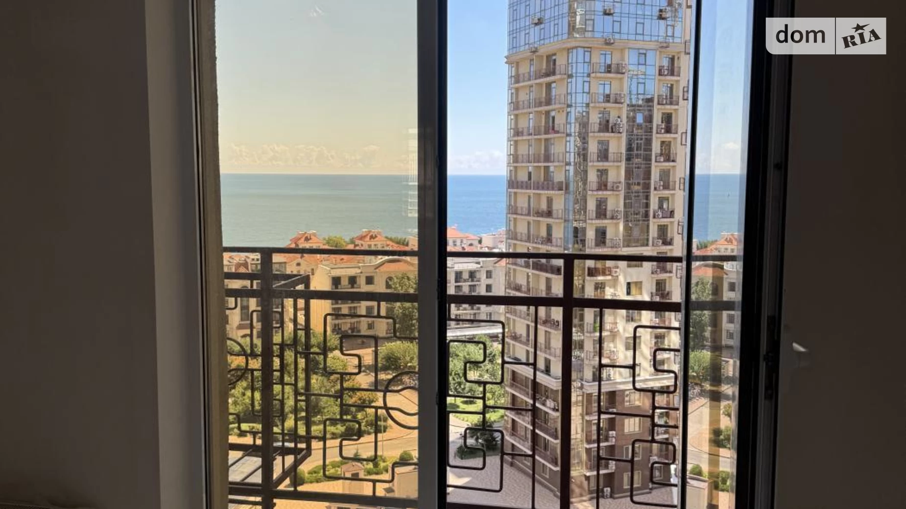 Продається 3-кімнатна квартира 131.9 кв. м у Одесі, бул. Французький, 60Б - фото 3