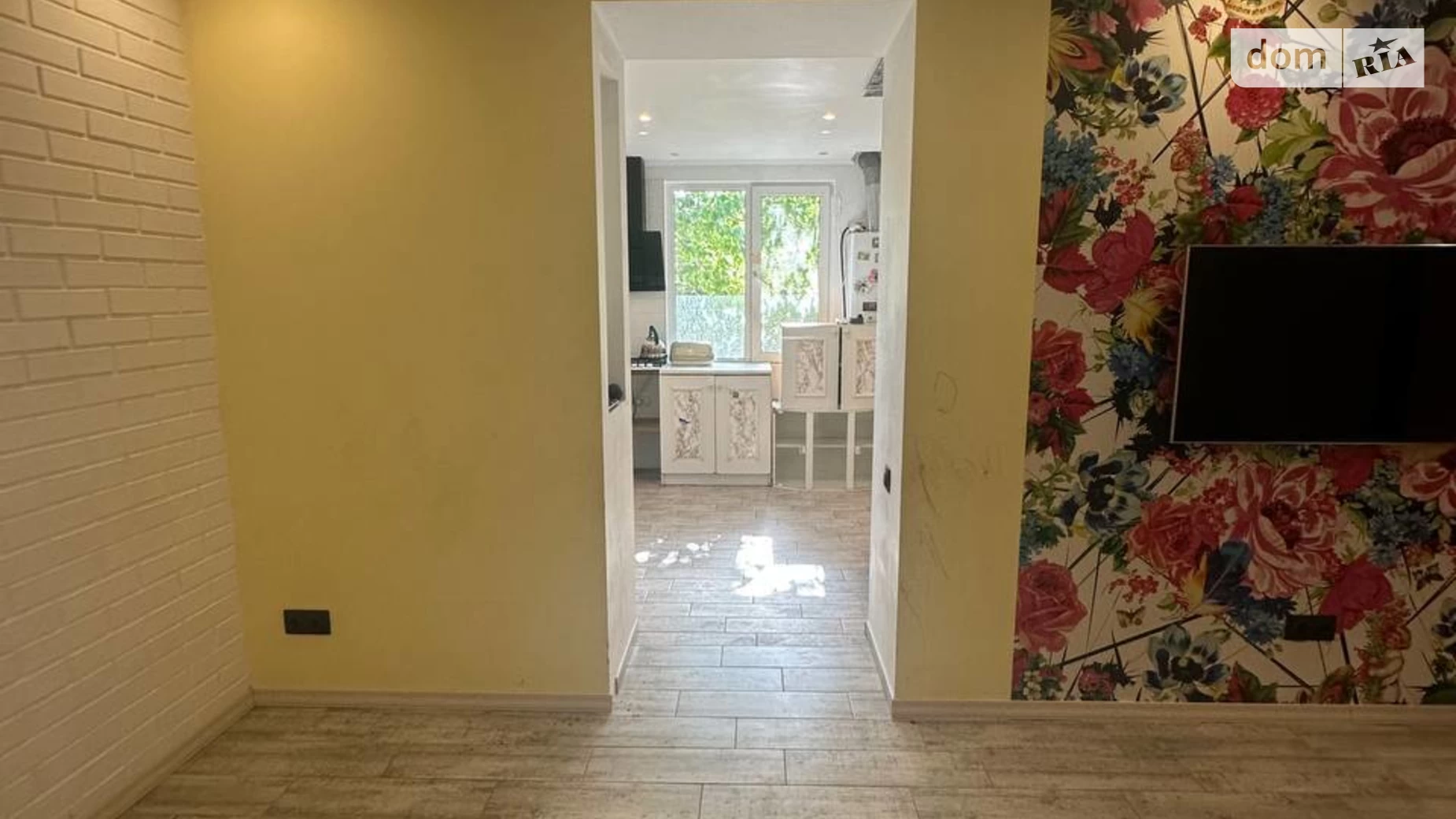 Продается 3-комнатная квартира 80 кв. м в, цена: 32000 $ - фото 2