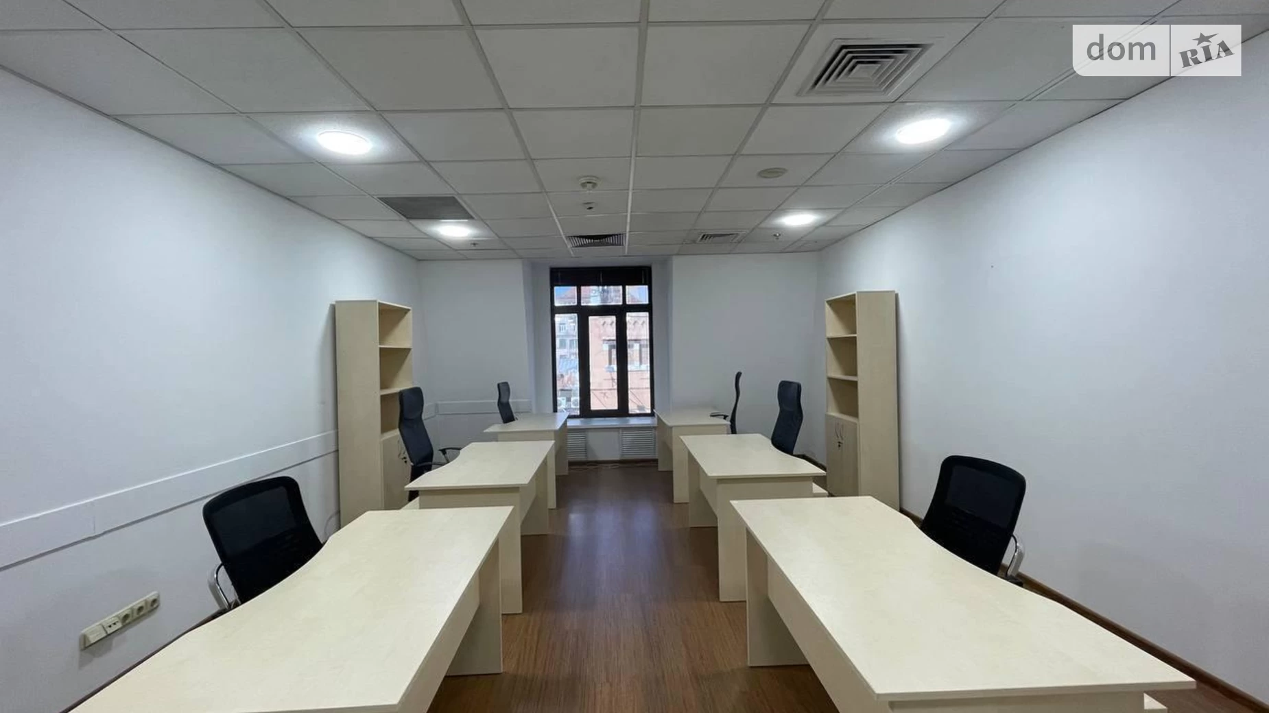 Сдается в аренду офис 280 кв. м в бизнес-центре, цена: 5600 $ - фото 5