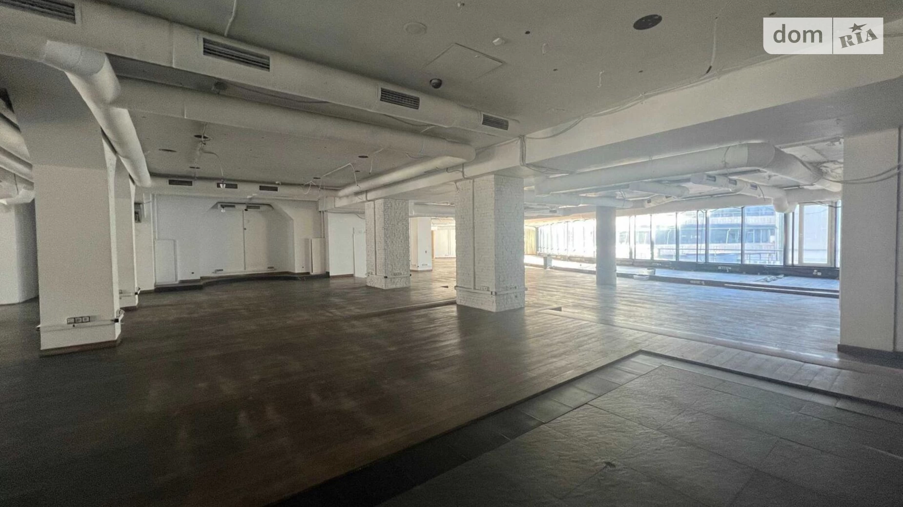 Сдается в аренду офис 1347 кв. м в бизнес-центре, цена: 20205 $ - фото 5