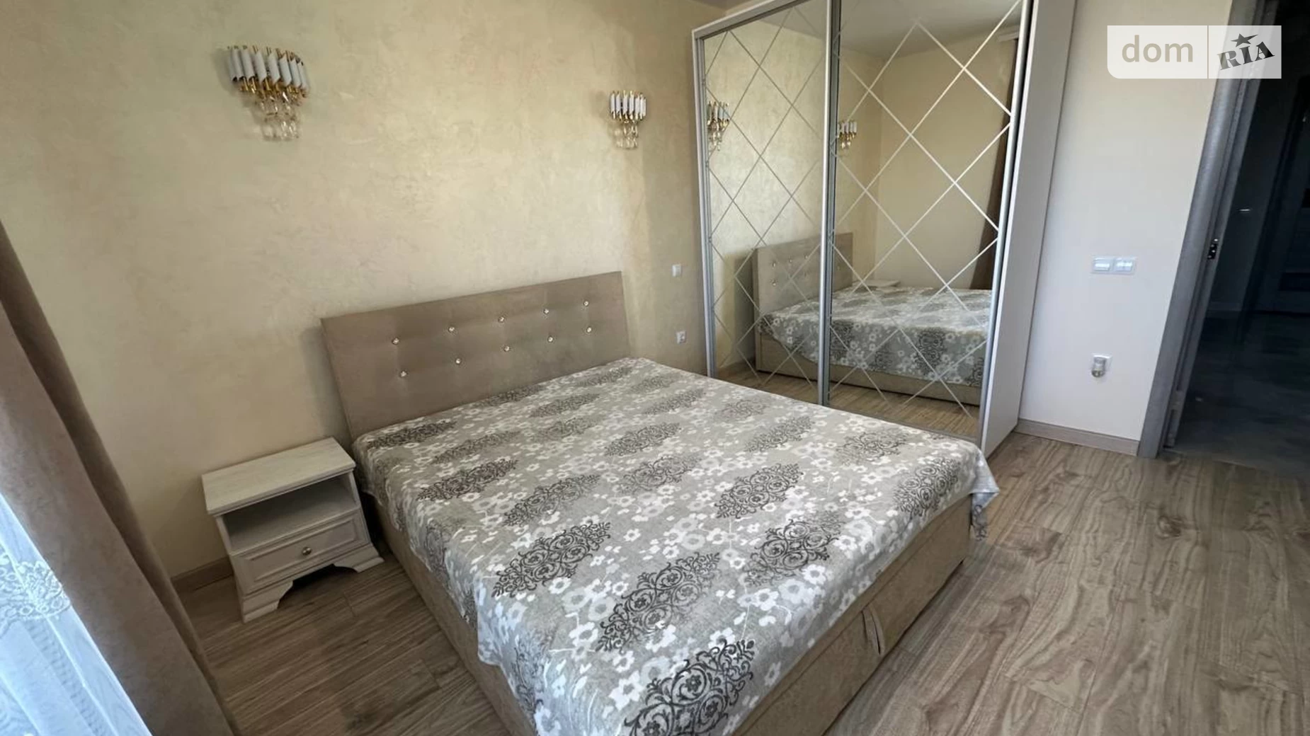Сдается в аренду 2-комнатная квартира 72 кв. м в, цена: 480 $ - фото 4