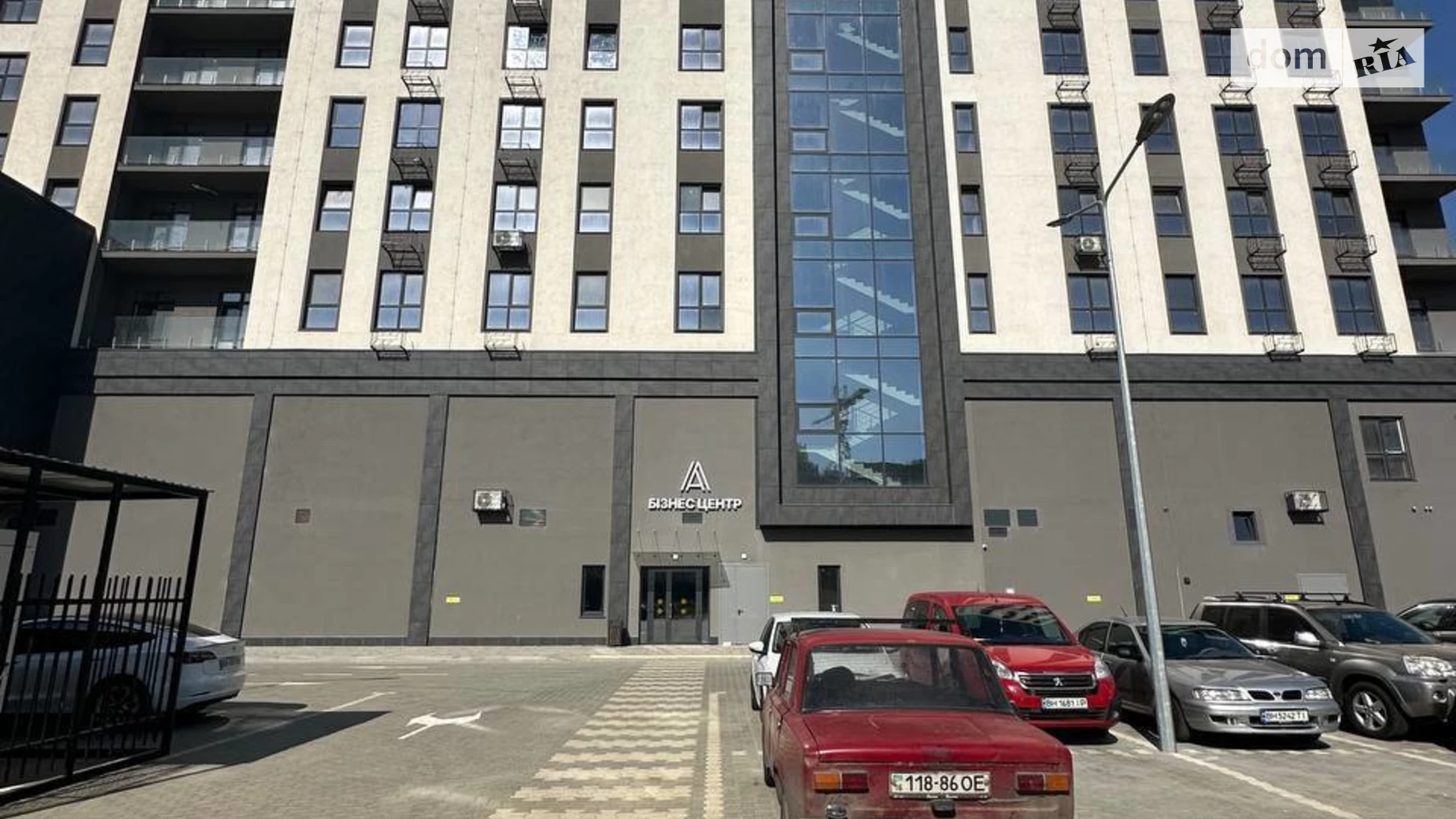 Продается офис 29 кв. м в бизнес-центре, цена: 28000 $ - фото 2