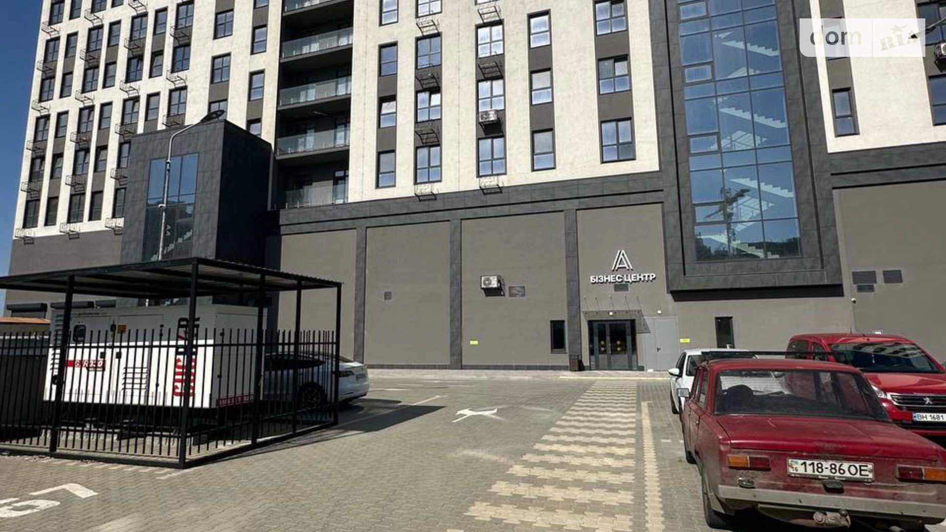 Продается офис 29 кв. м в бизнес-центре, цена: 28000 $ - фото 3