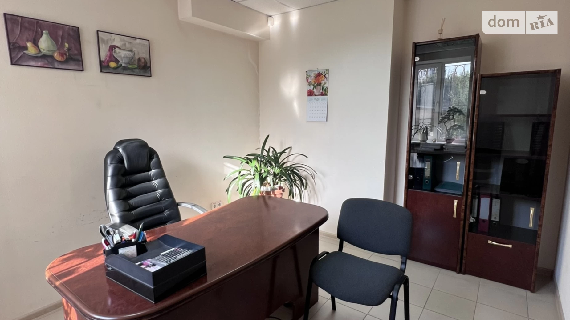 Сдается в аренду офис 33 кв. м в бизнес-центре, цена: 5000 грн - фото 3