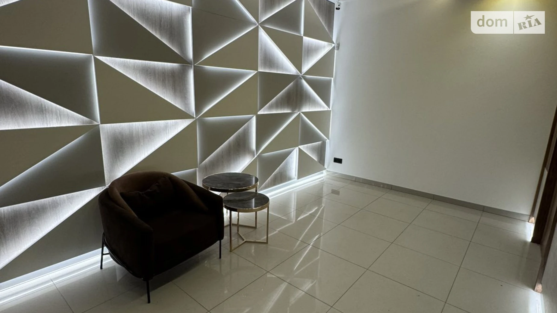 Здається в оренду приміщення вільного призначення 76 кв. м в 5-поверховій будівлі, цена: 30000 грн - фото 3