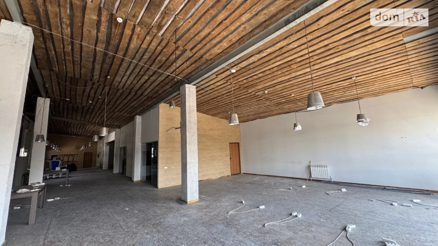 Сдается в аренду офис 330 кв. м в бизнес-центре, цена: 1650 $ - фото 3