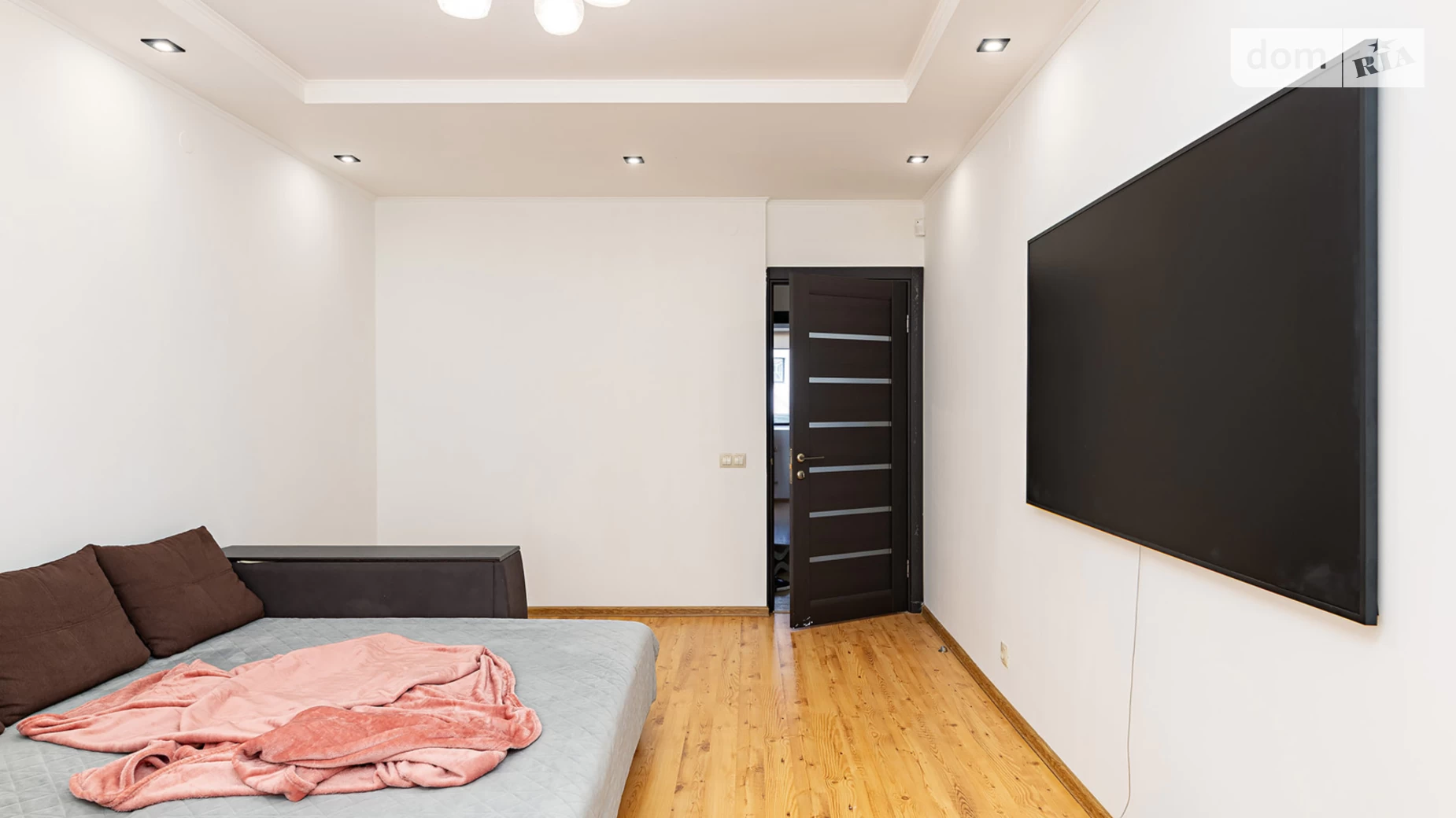 Продается 2-комнатная квартира 60.9 кв. м в Львове, ул. Железнодорожная, 7П - фото 2