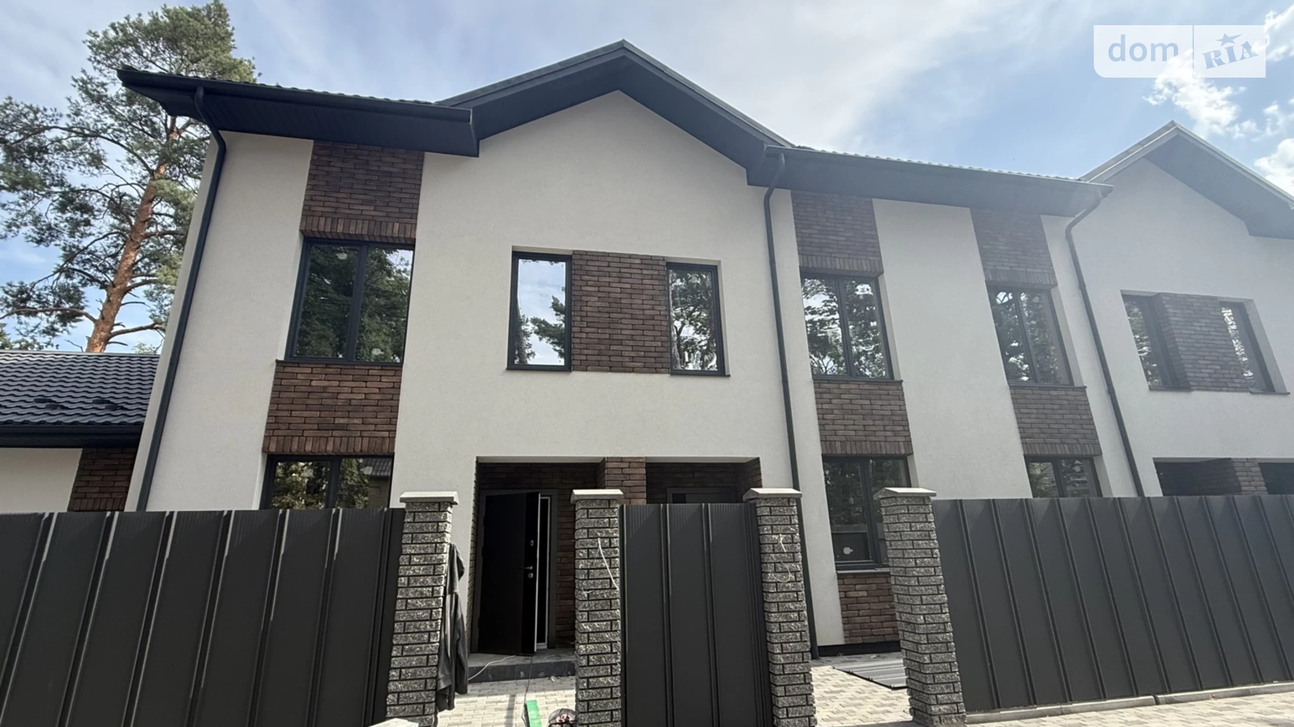 Продается дом на 2 этажа 88 кв. м с участком, цена: 90000 $ - фото 2