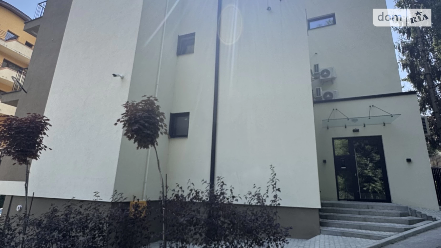 Продается 2-комнатная квартира 62 кв. м в Ужгороде, ул. Кошицкая, 3 - фото 3