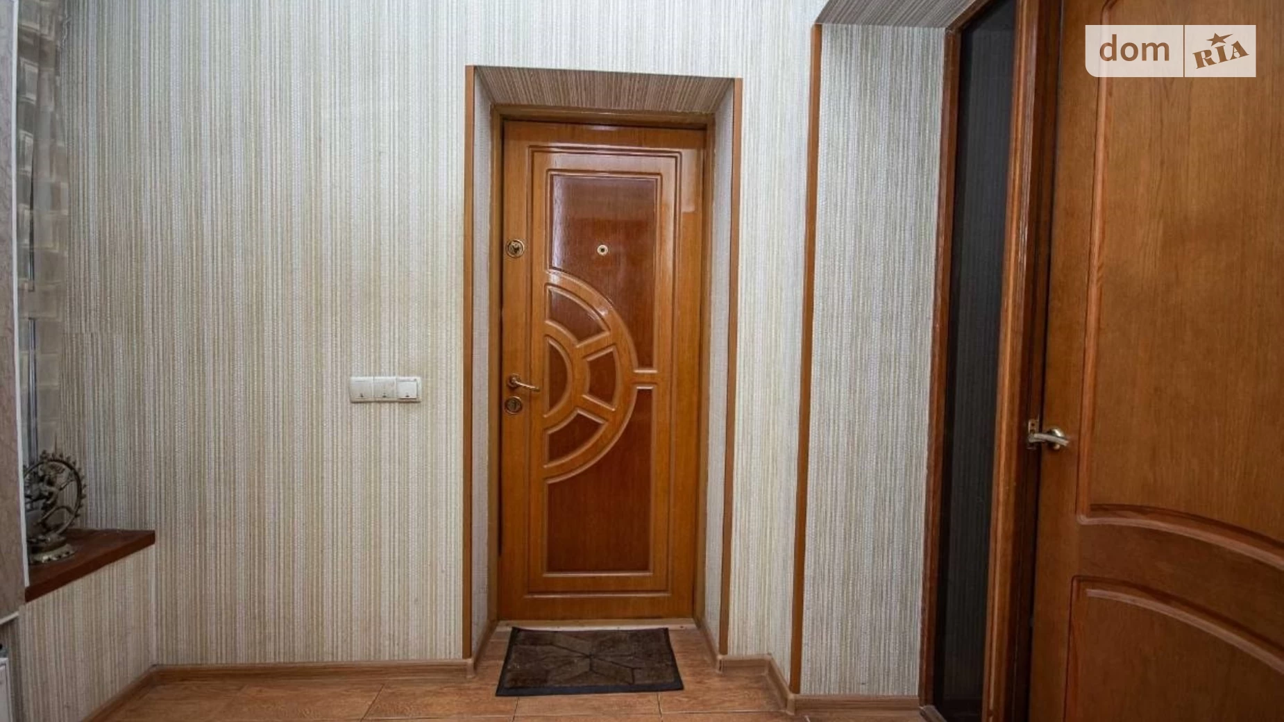 Продается дом на 3 этажа 281.4 кв. м с беседкой, цена: 250000 $ - фото 2