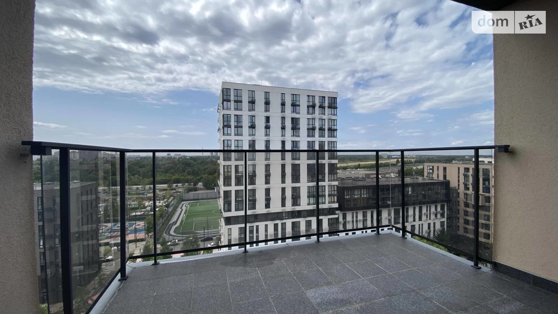 Продается 2-комнатная квартира 85.8 кв. м в Киеве, ул. Салютная, 2 - фото 3