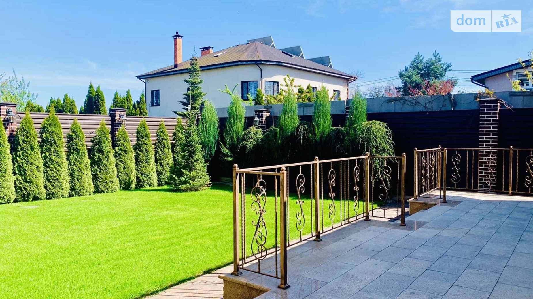 Сдается в аренду дом на 3 этажа 550 кв. м с верандой, цена: 4000 $ - фото 5