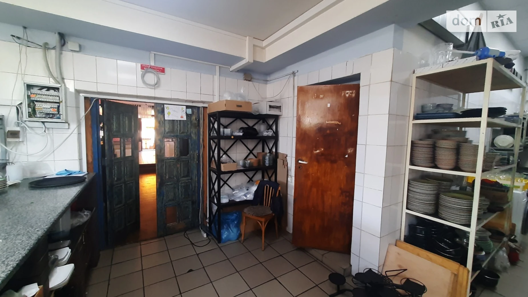 Сдается в аренду помещения свободного назначения 300 кв. м в 3-этажном здании, цена: 82500 грн - фото 5