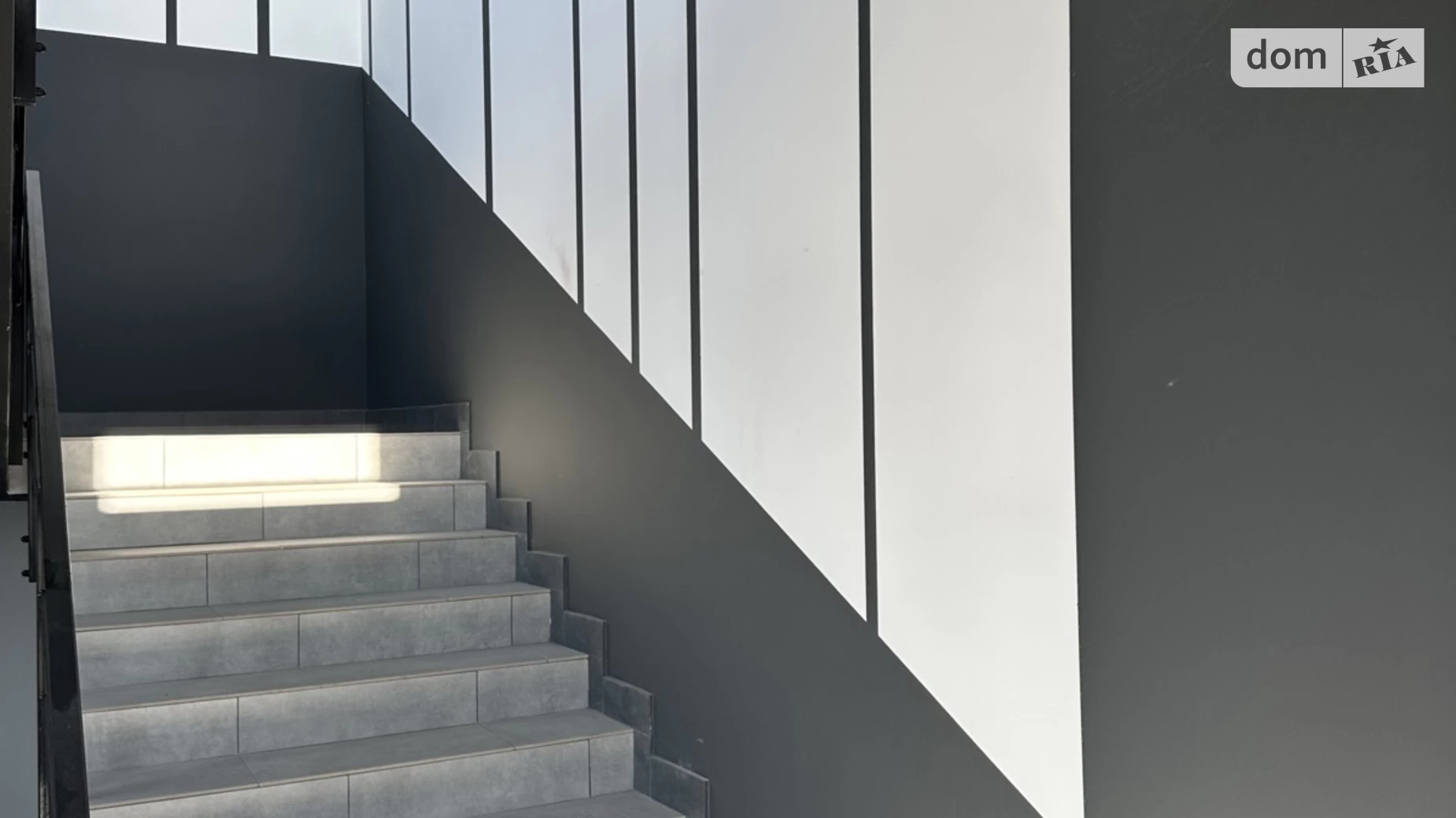 Сдается в аренду помещения свободного назначения 940 кв. м в 3-этажном здании, цена: 141000 грн - фото 2