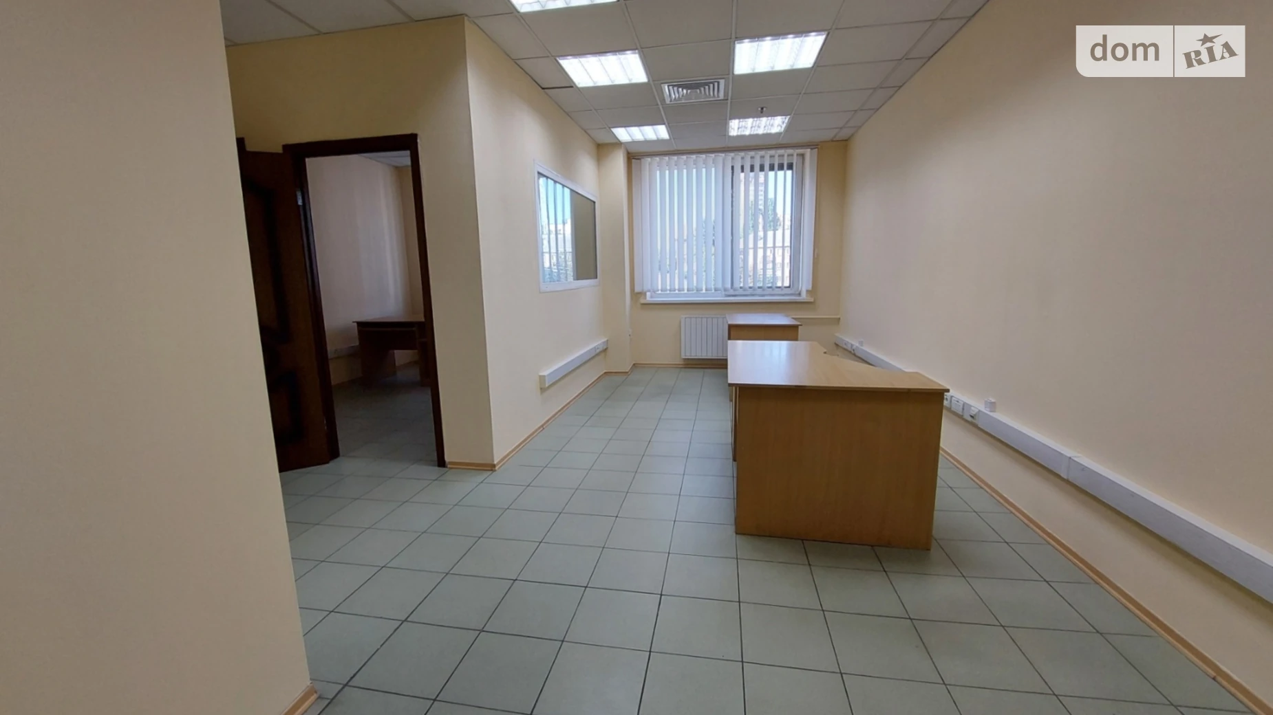 Сдается в аренду офис 38.05 кв. м в бизнес-центре, цена: 11415 грн - фото 3