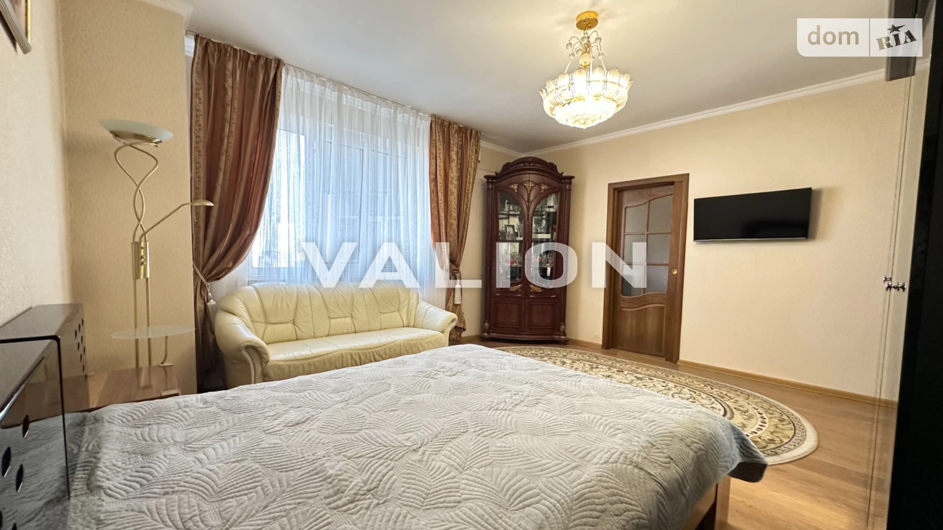 Продается 2-комнатная квартира 73.1 кв. м в Киеве, ул. Генерала Геннадия Воробьева, 13Е - фото 2