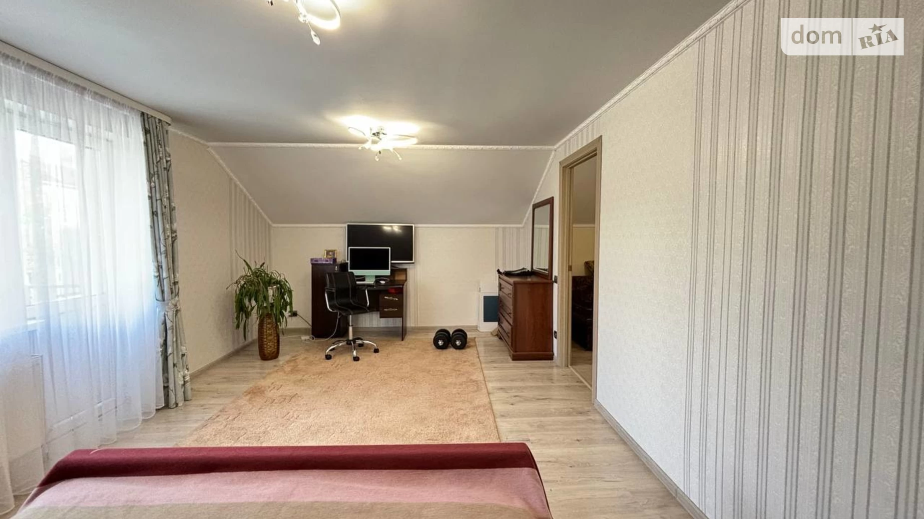 Продается часть дома 180 кв. м с баней/сауной, цена: 150000 $ - фото 3