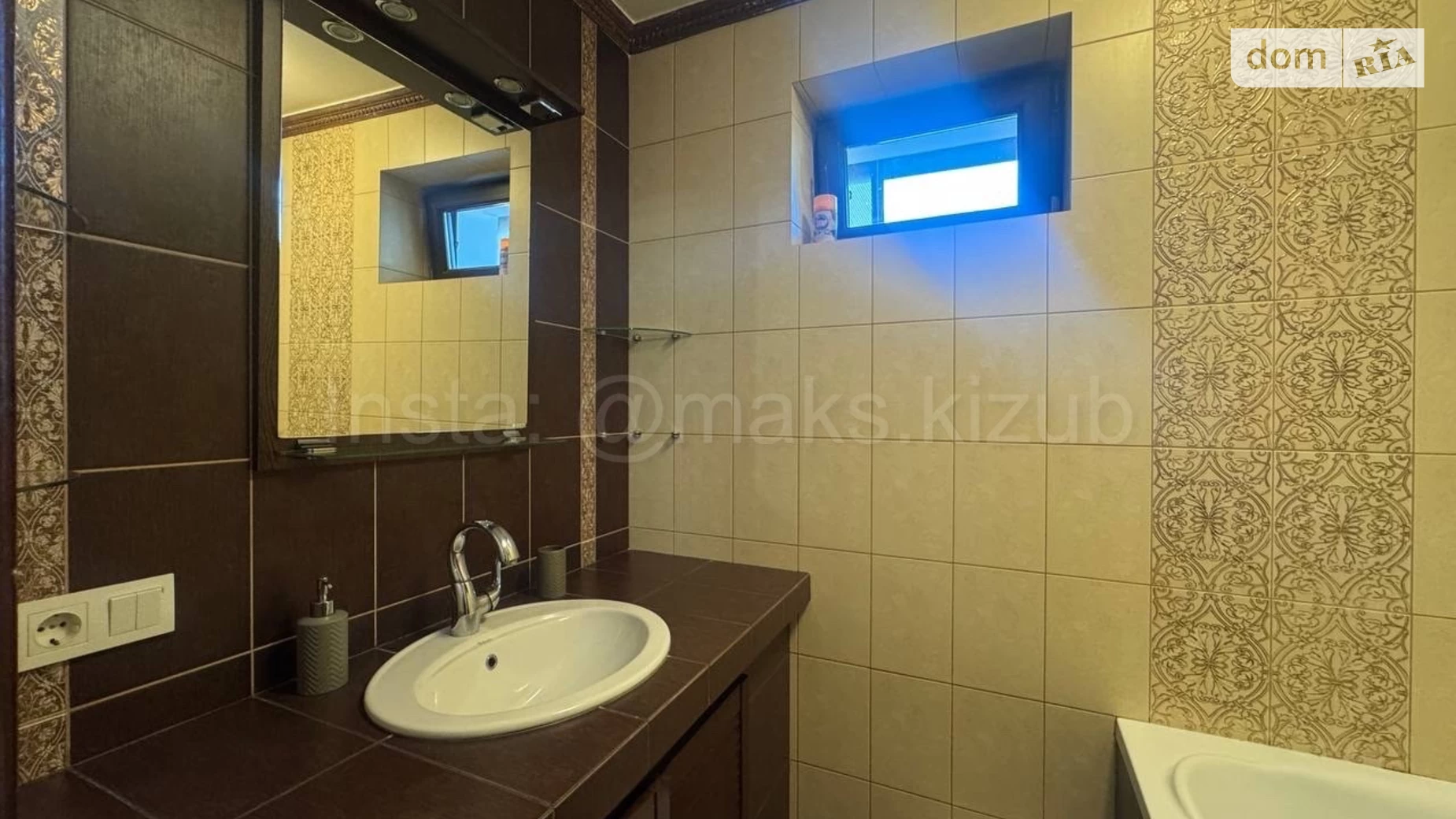 Продается 2-комнатная квартира 57.6 кв. м в Ужгороде, просп. Свободы, 7/26 - фото 5