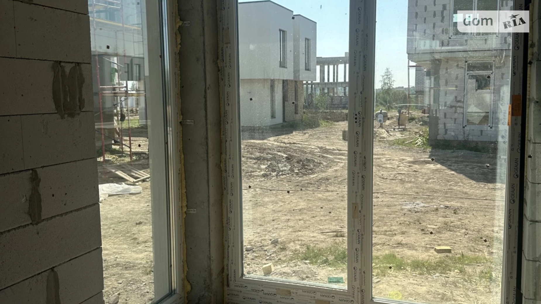 Продается дом на 2 этажа 139 кв. м с участком, цена: 940 $ - фото 3