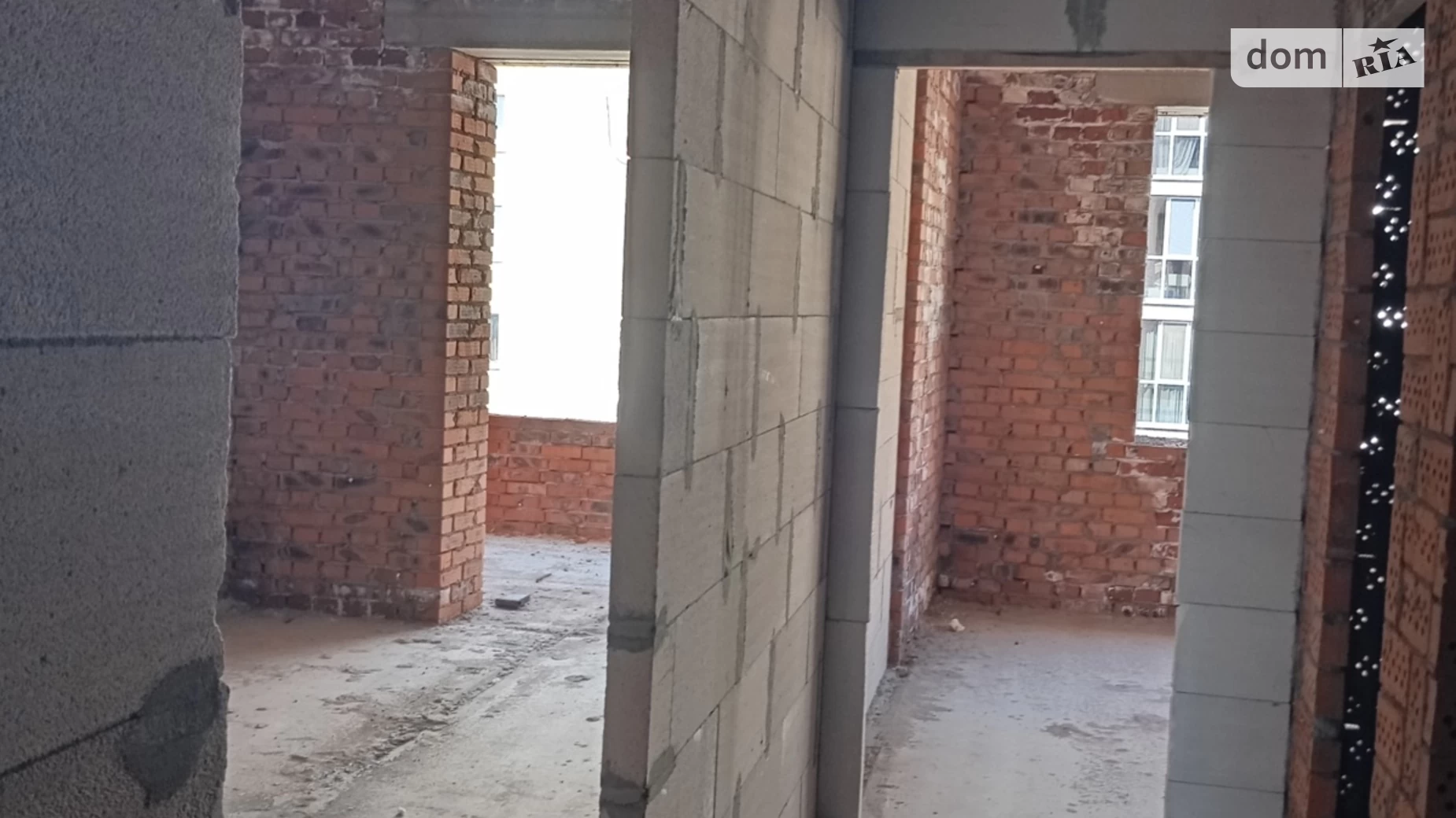Продается 1-комнатная квартира 42 кв. м в Хмельницком, ул. Винницкая, 1/8 - фото 2