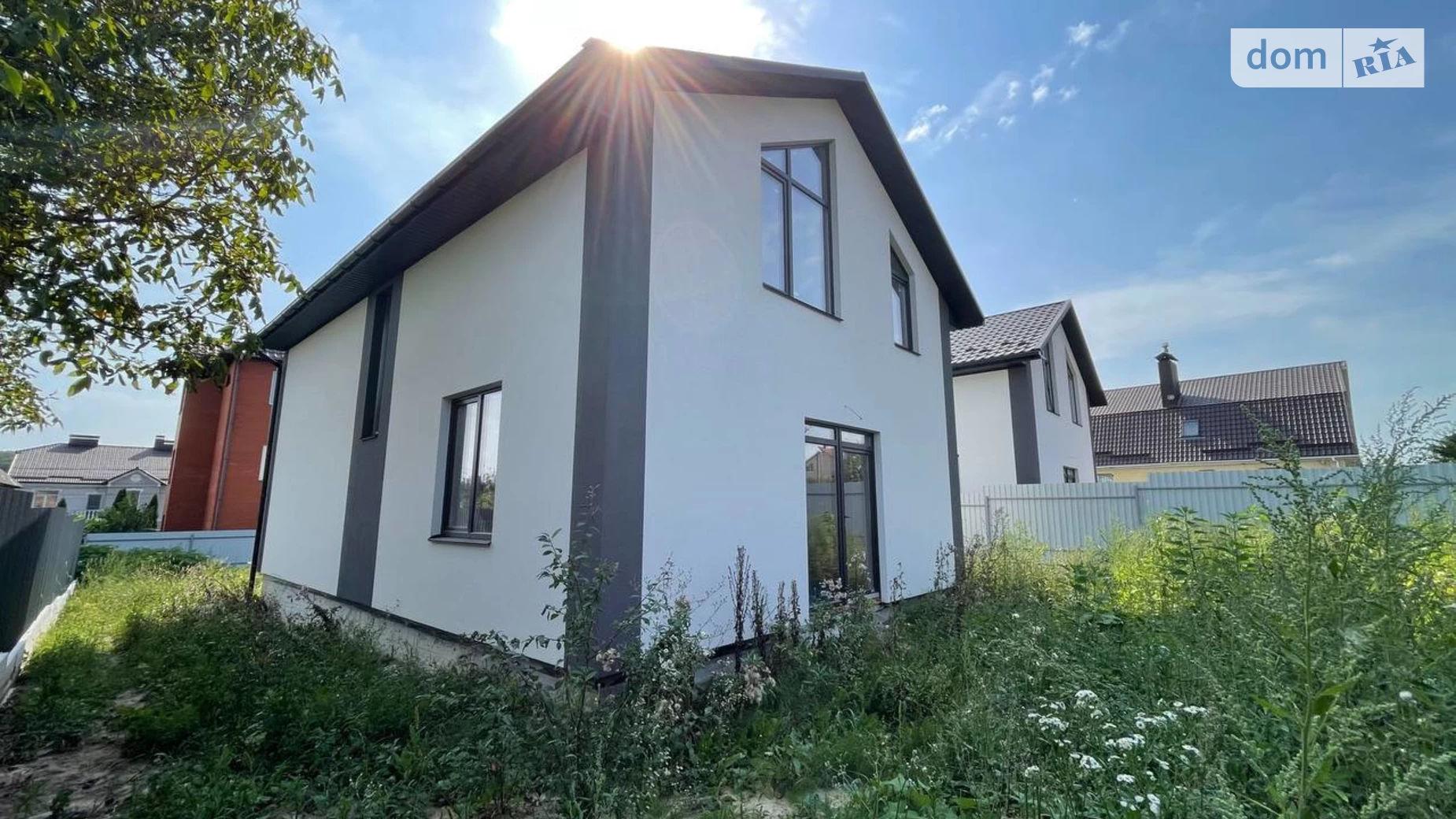 Продается дом на 2 этажа 135 кв. м с гаражом, цена: 120000 $ - фото 3