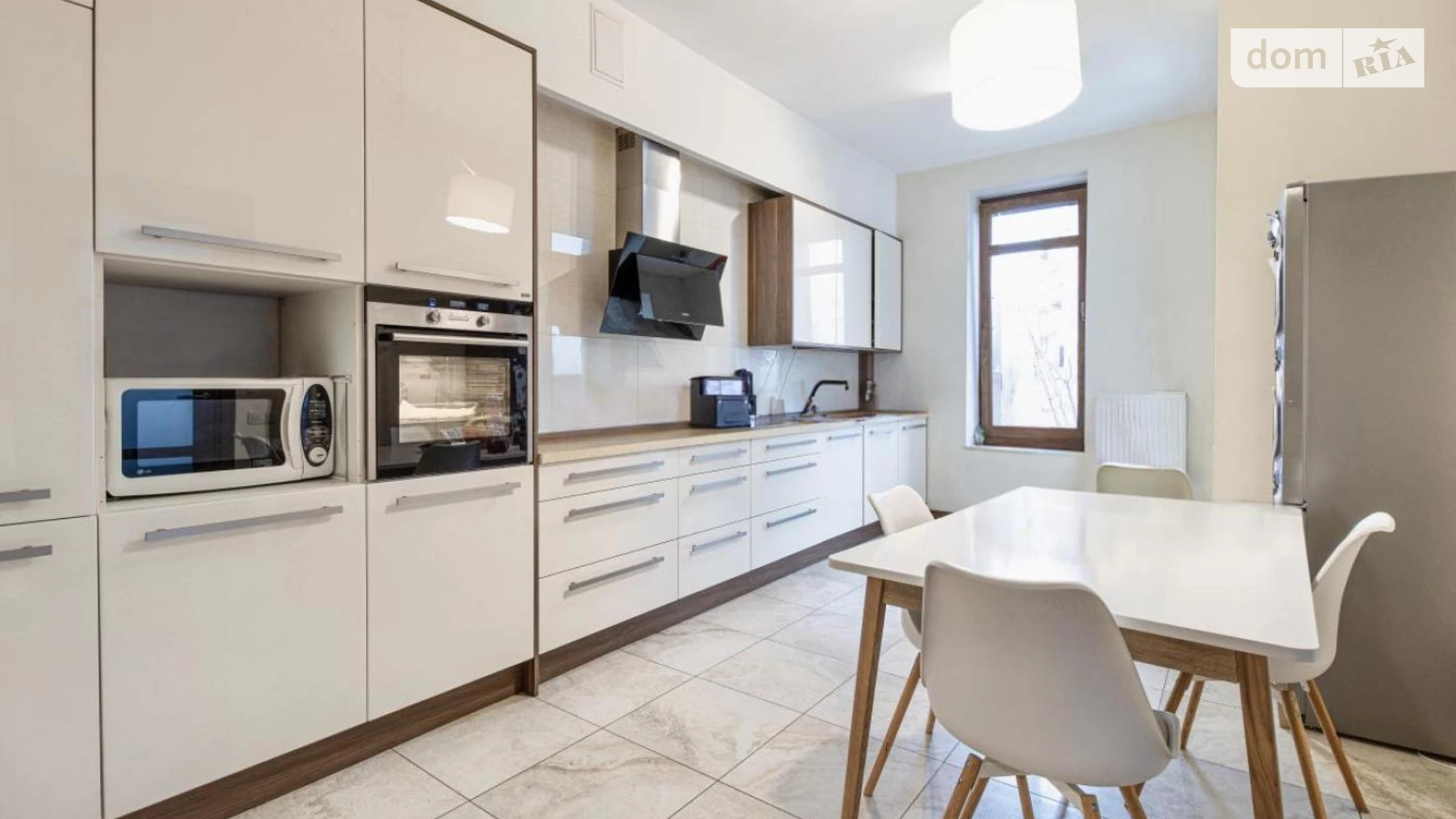 Продается 5-комнатная квартира 211.6 кв. м в Львове, ул. Гординских - фото 3