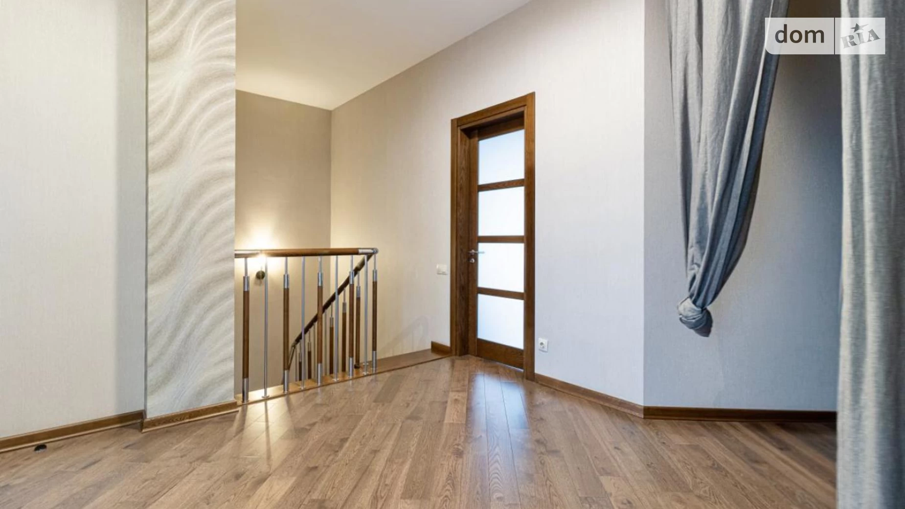 Продается 5-комнатная квартира 211.6 кв. м в Львове, ул. Гординских - фото 2