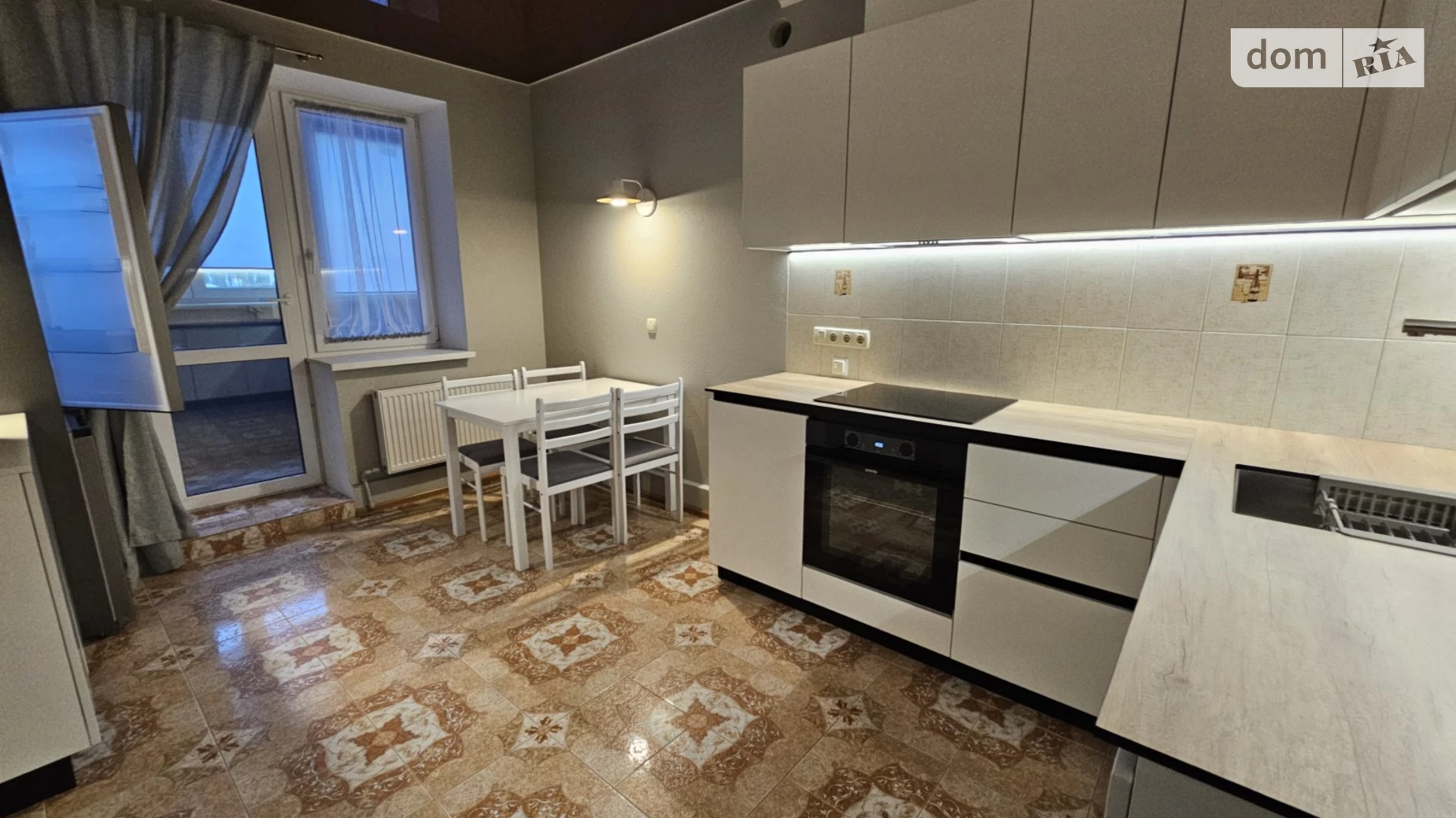 Сдается в аренду 2-комнатная квартира 69.5 кв. м в Днепре, ул. Дмитрия Кедрина, 53А - фото 2