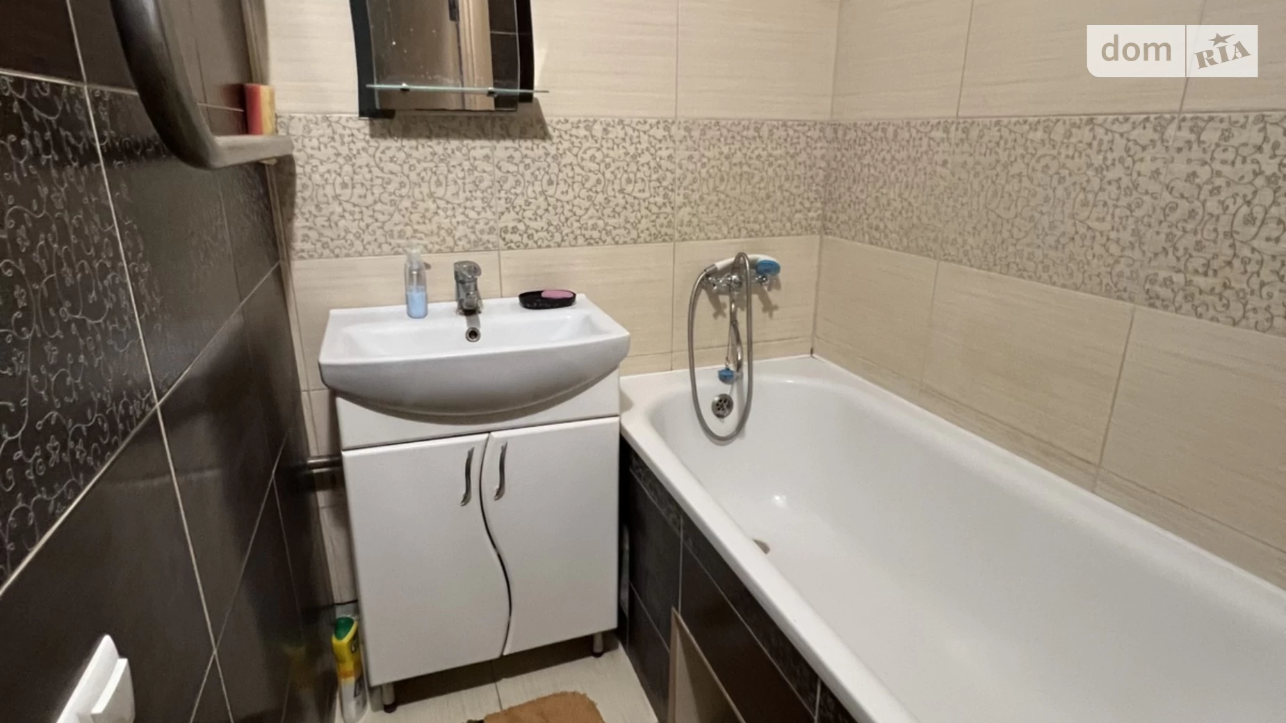 Продается 2-комнатная квартира 45 кв. м в Хмельницком, ул. Молодежная, 3 - фото 2